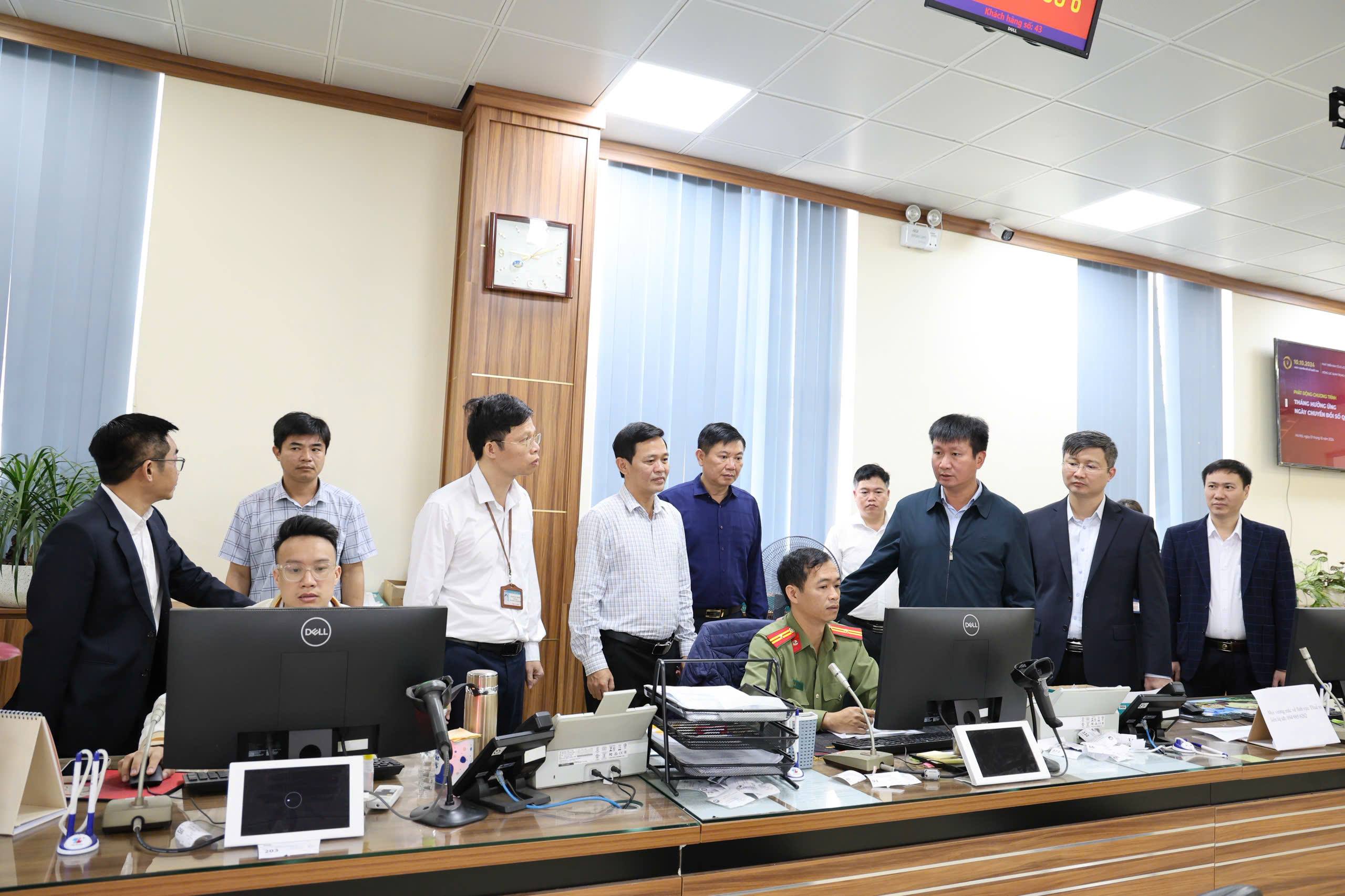  Thủ tướng yêu cầu tiếp tục hoàn thiện, nâng cao hiệu lực, hiệu quả vận hành mô hình chính quyền địa phương 2 cấp