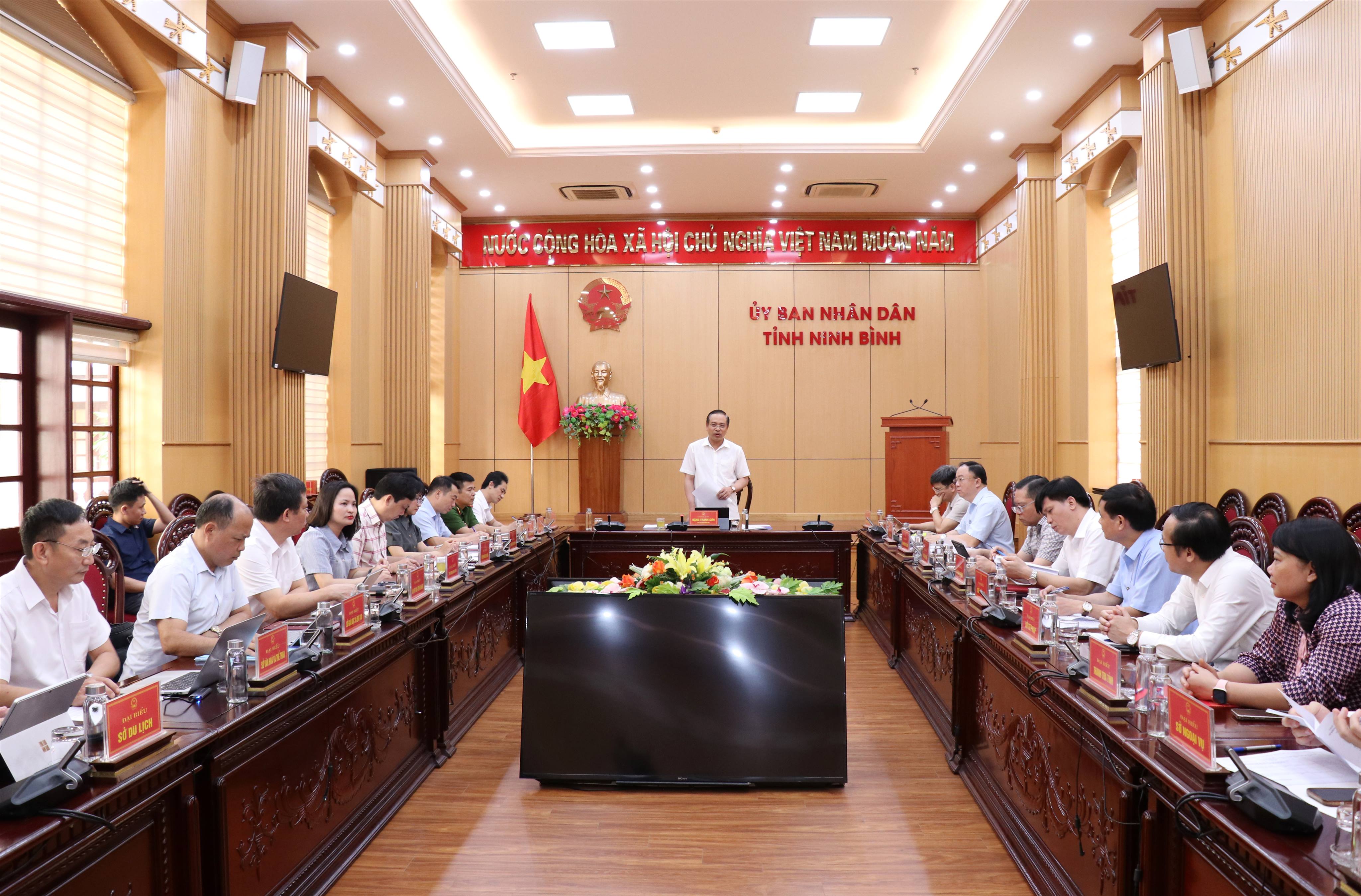 UBND tỉnh rà soát các chỉ tiêu, nhiệm vụ chuyển đổi số năm 2026 