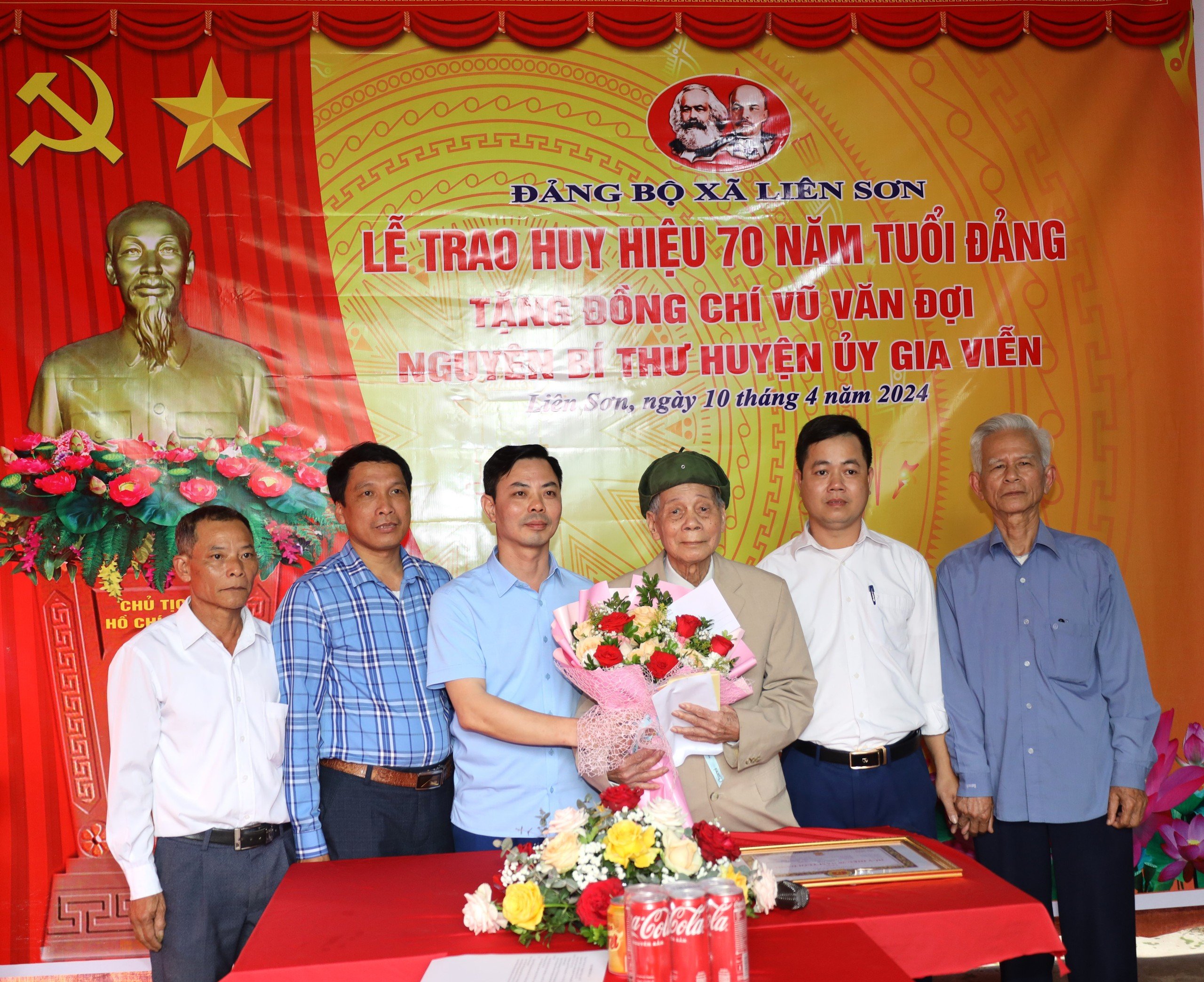 anh tin bai