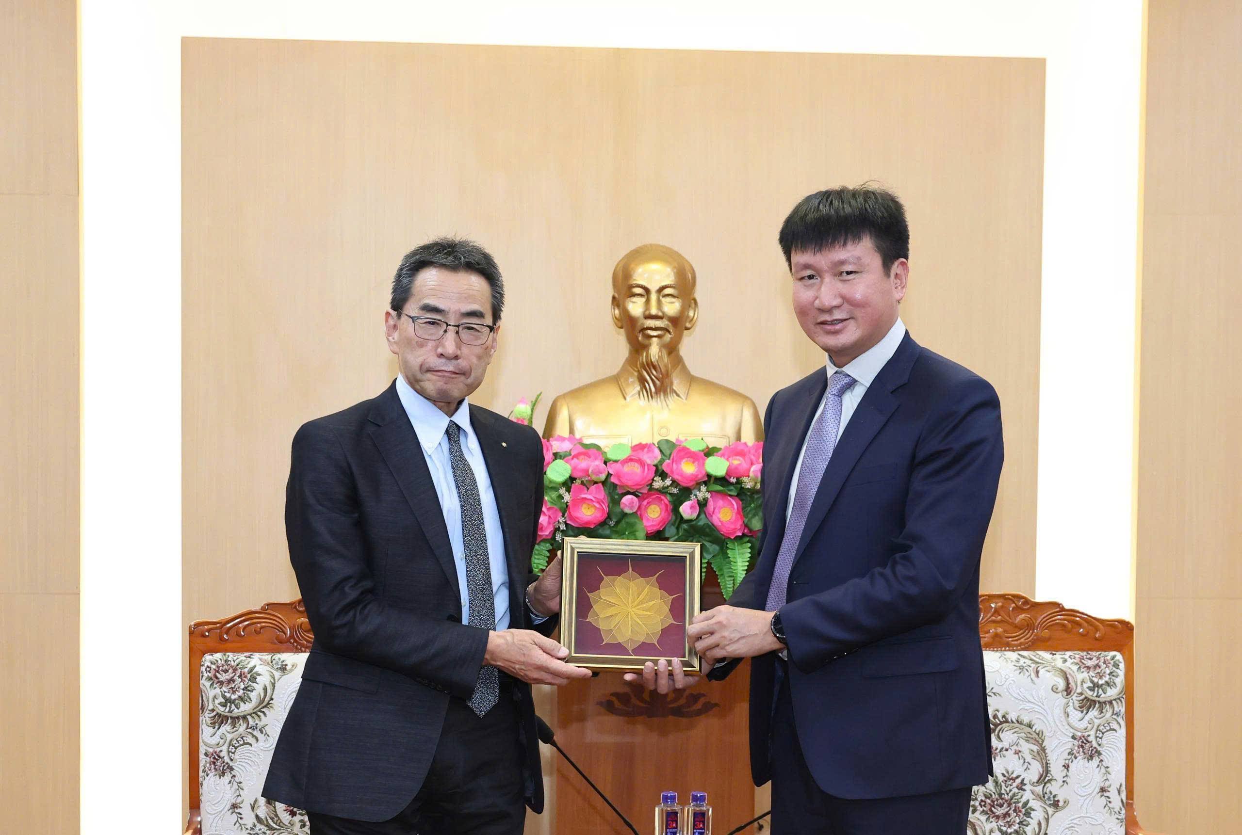 anh tin bai