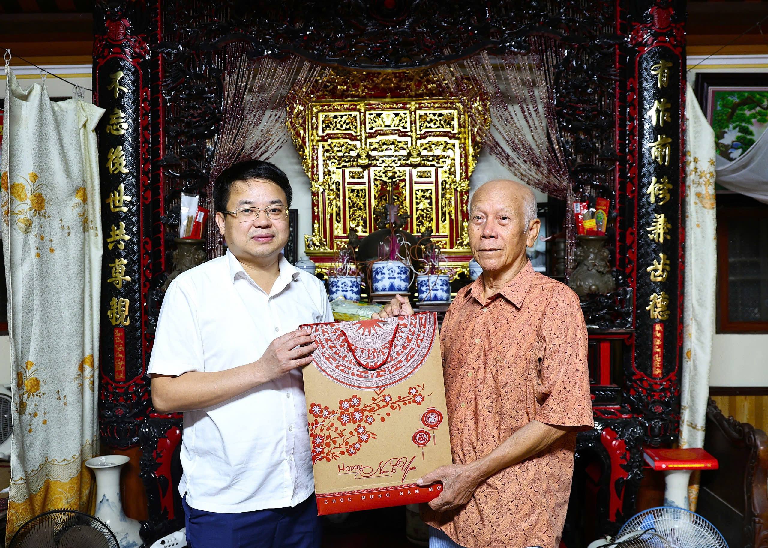 anh tin bai