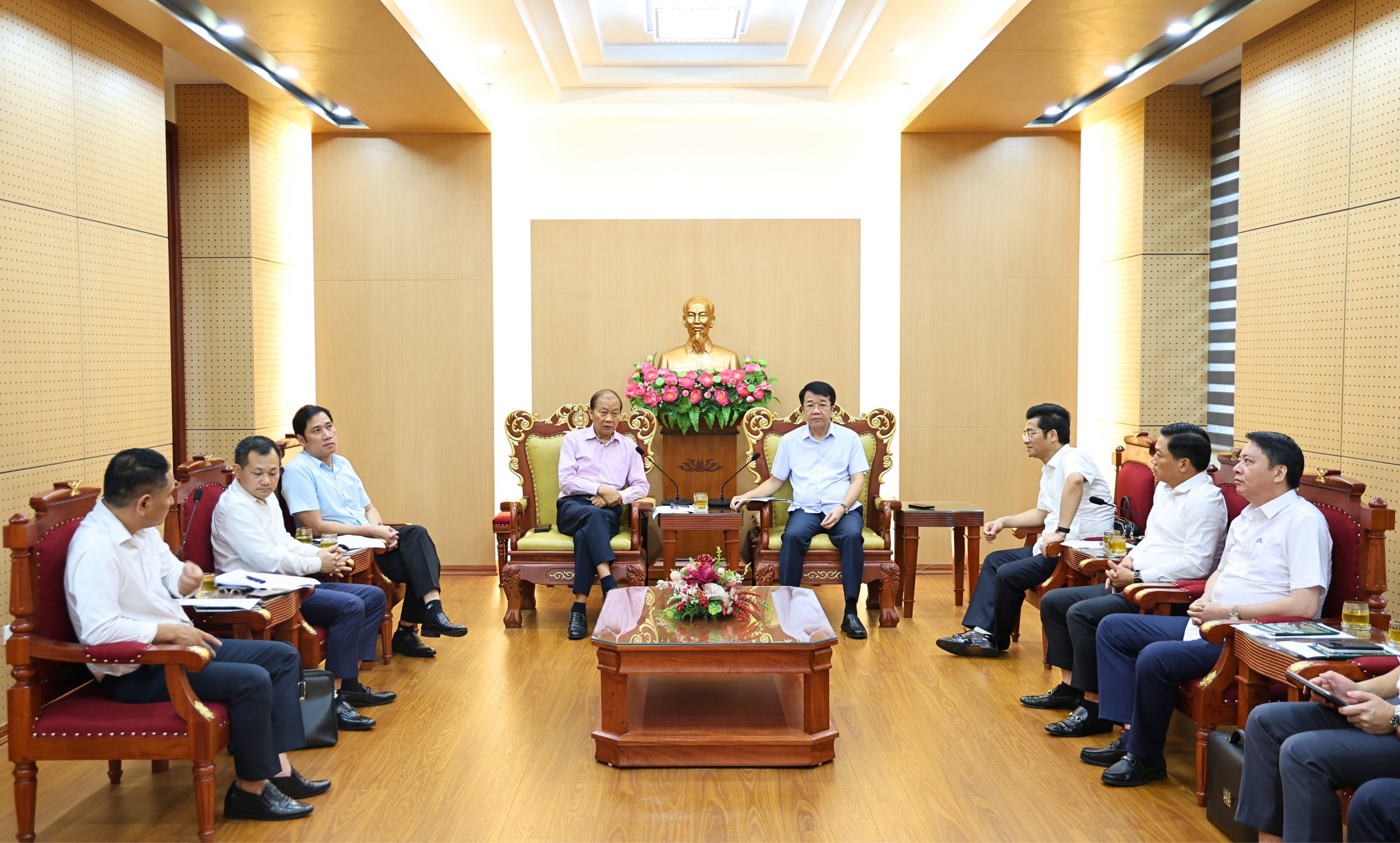 UBND tỉnh và Liên đoàn Thương mại và Công nghiệp Việt Nam bàn hợp tác xúc tiến Bắn Cá Dubai palace, nghiên cứu tổ hợp chuỗi cung ứng nông sản