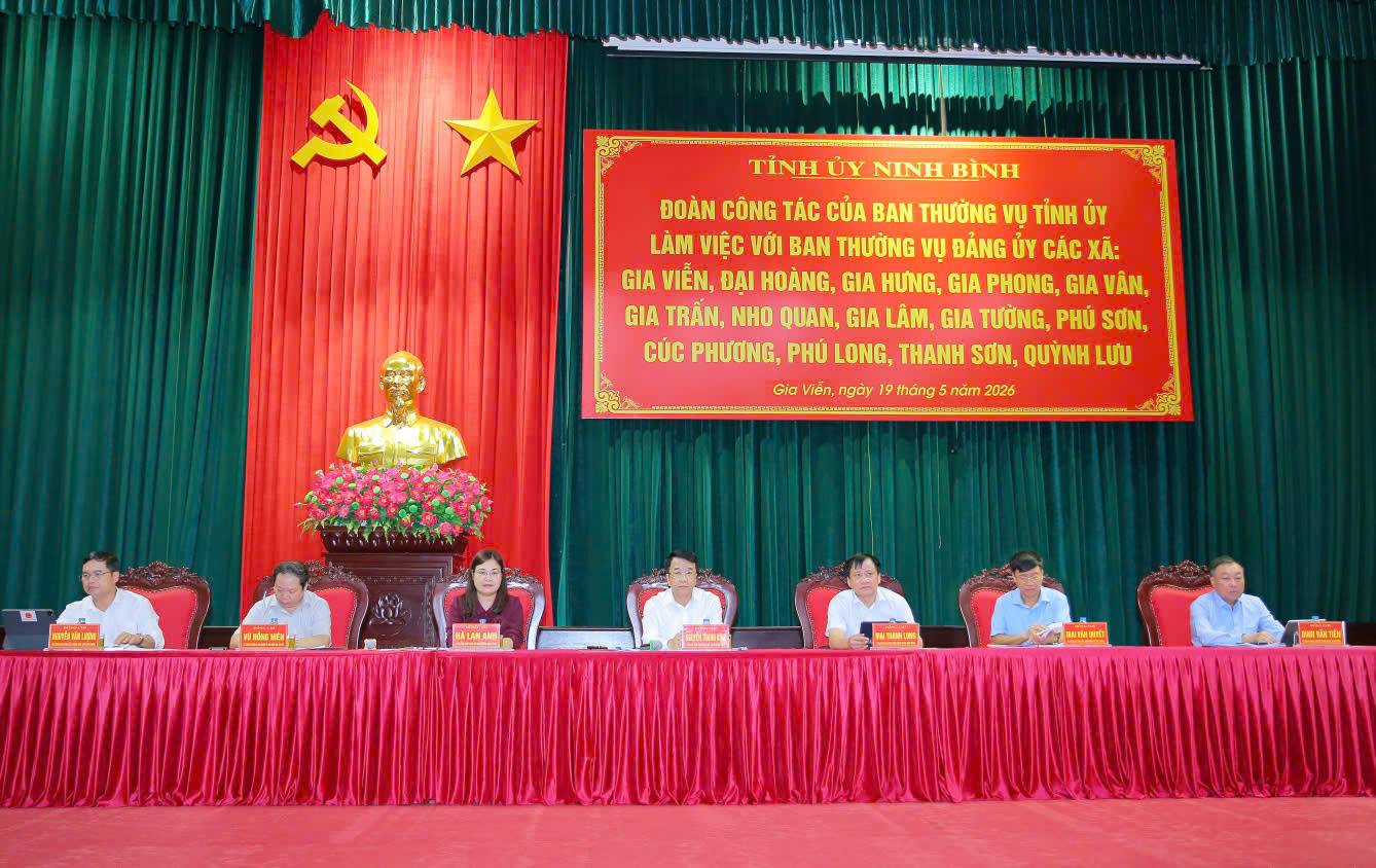 Thường trực Tỉnh ủy làm việc với các xã tháo gỡ vướng mắc