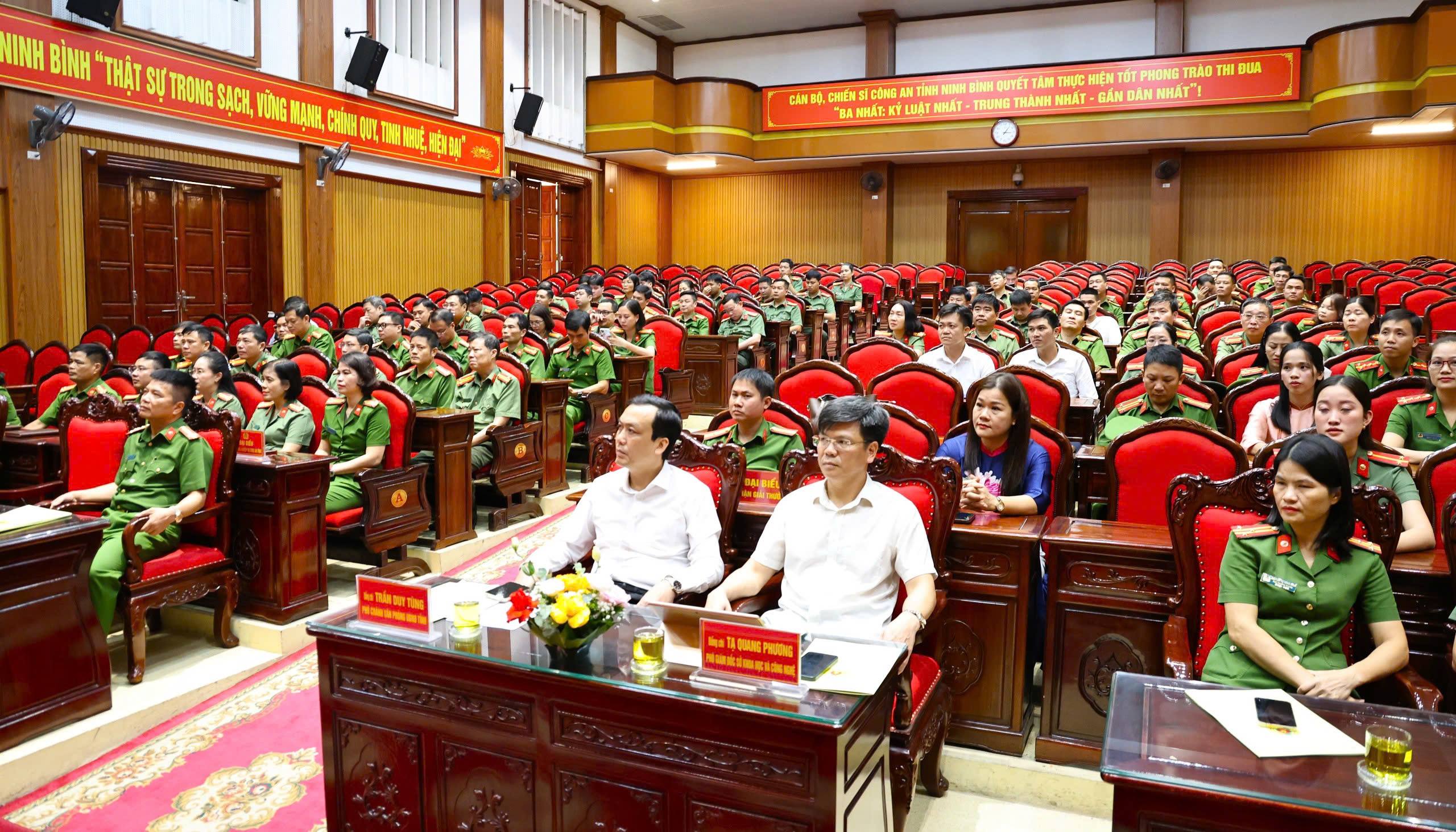 Công an Ninh Bình tổng kết, trao giải Cuộc thi sáng tạo video chuyển đổi số