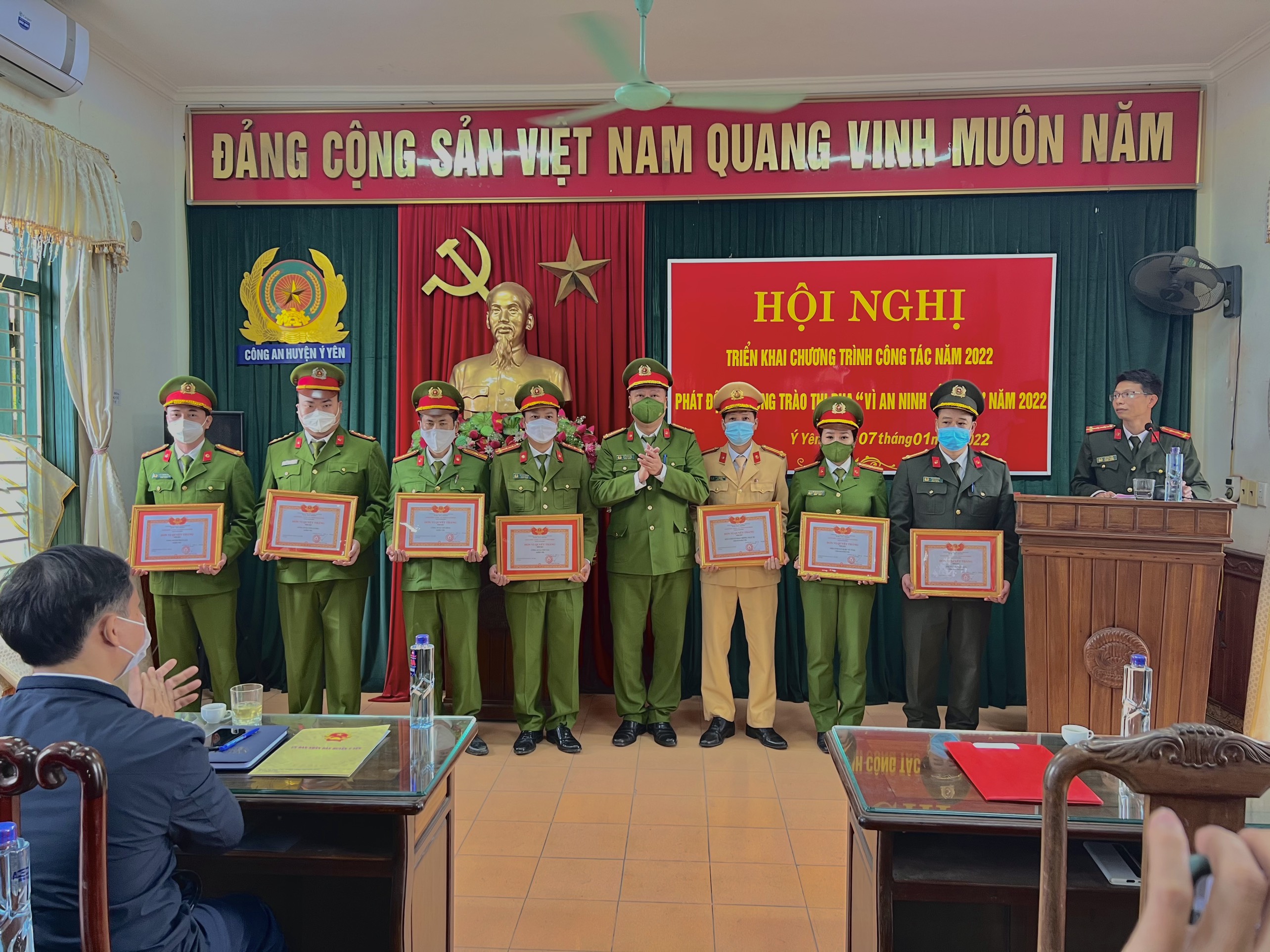 anh tin bai