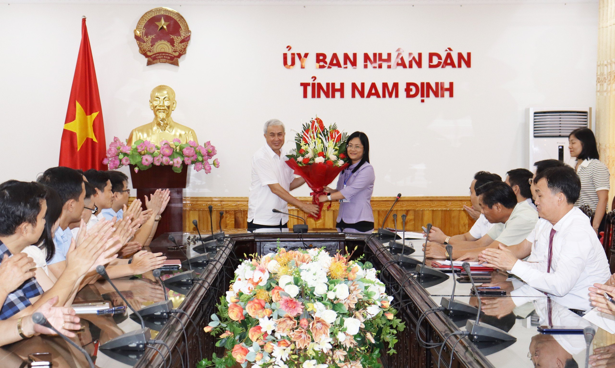 anh tin bai