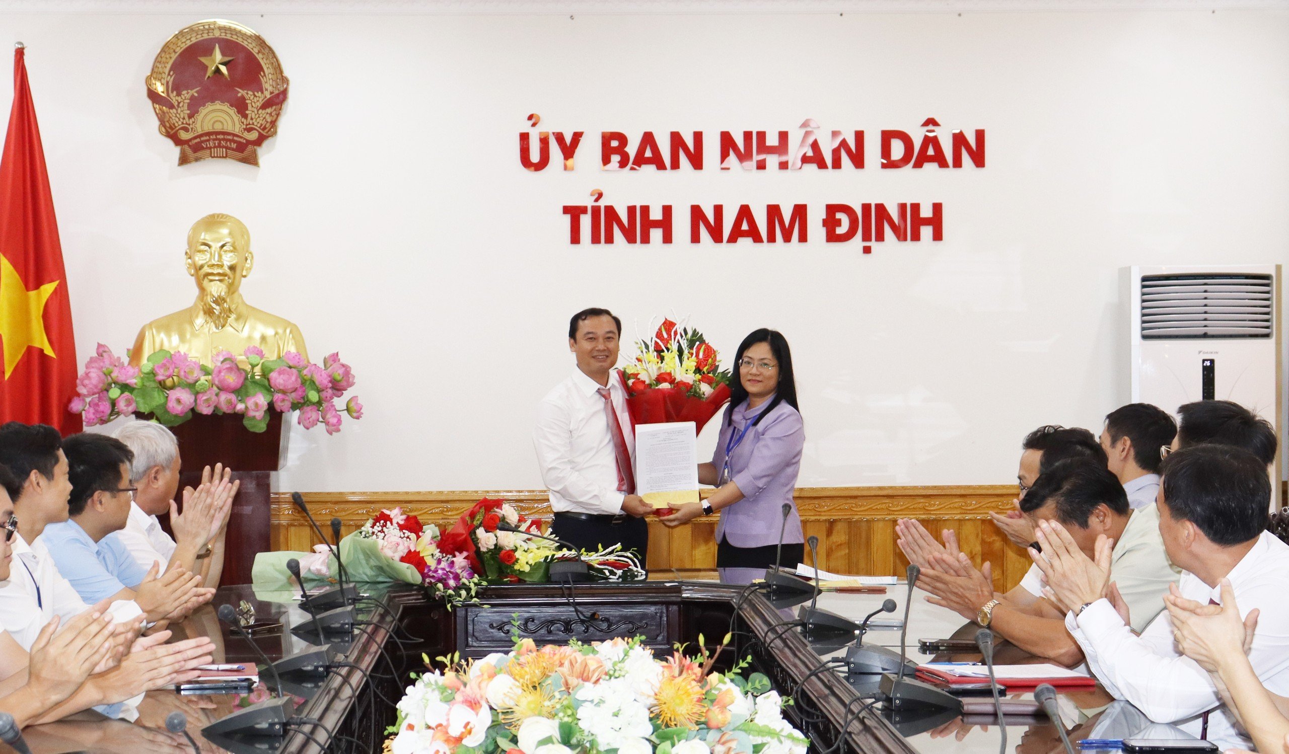 anh tin bai