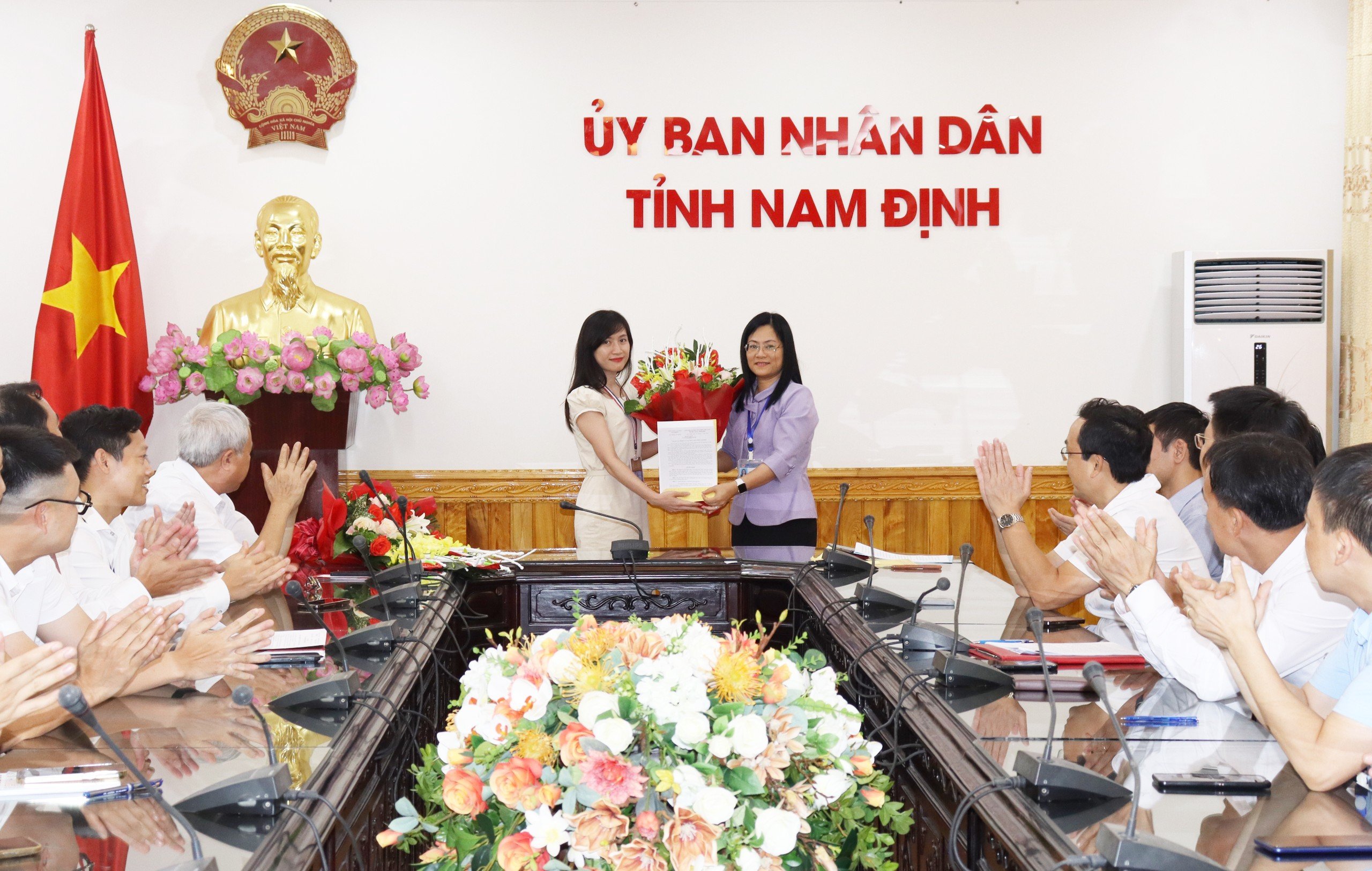 anh tin bai