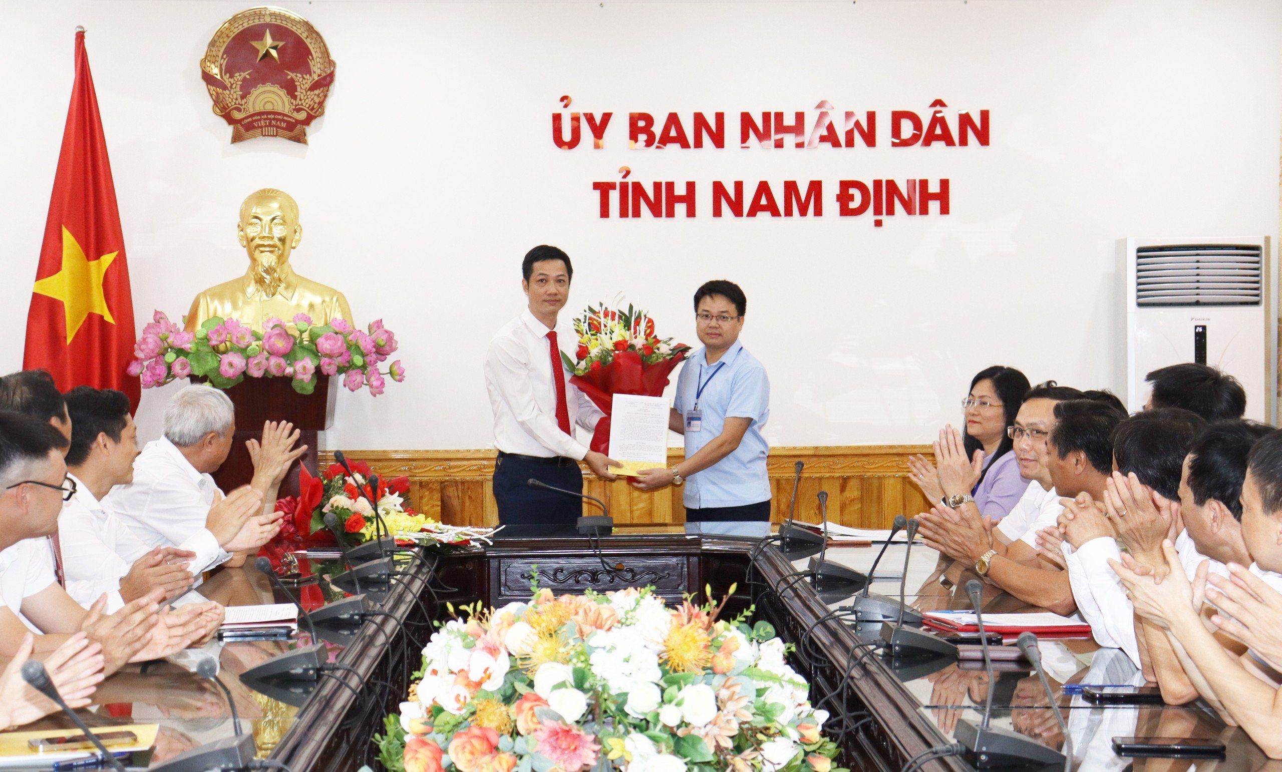 anh tin bai