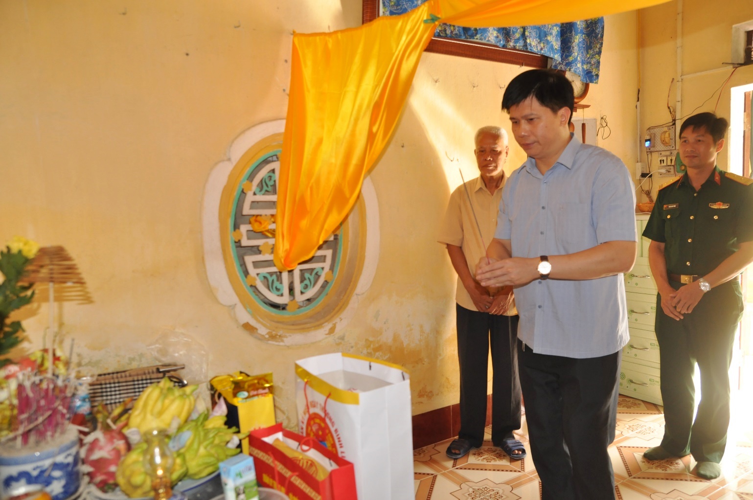 anh tin bai