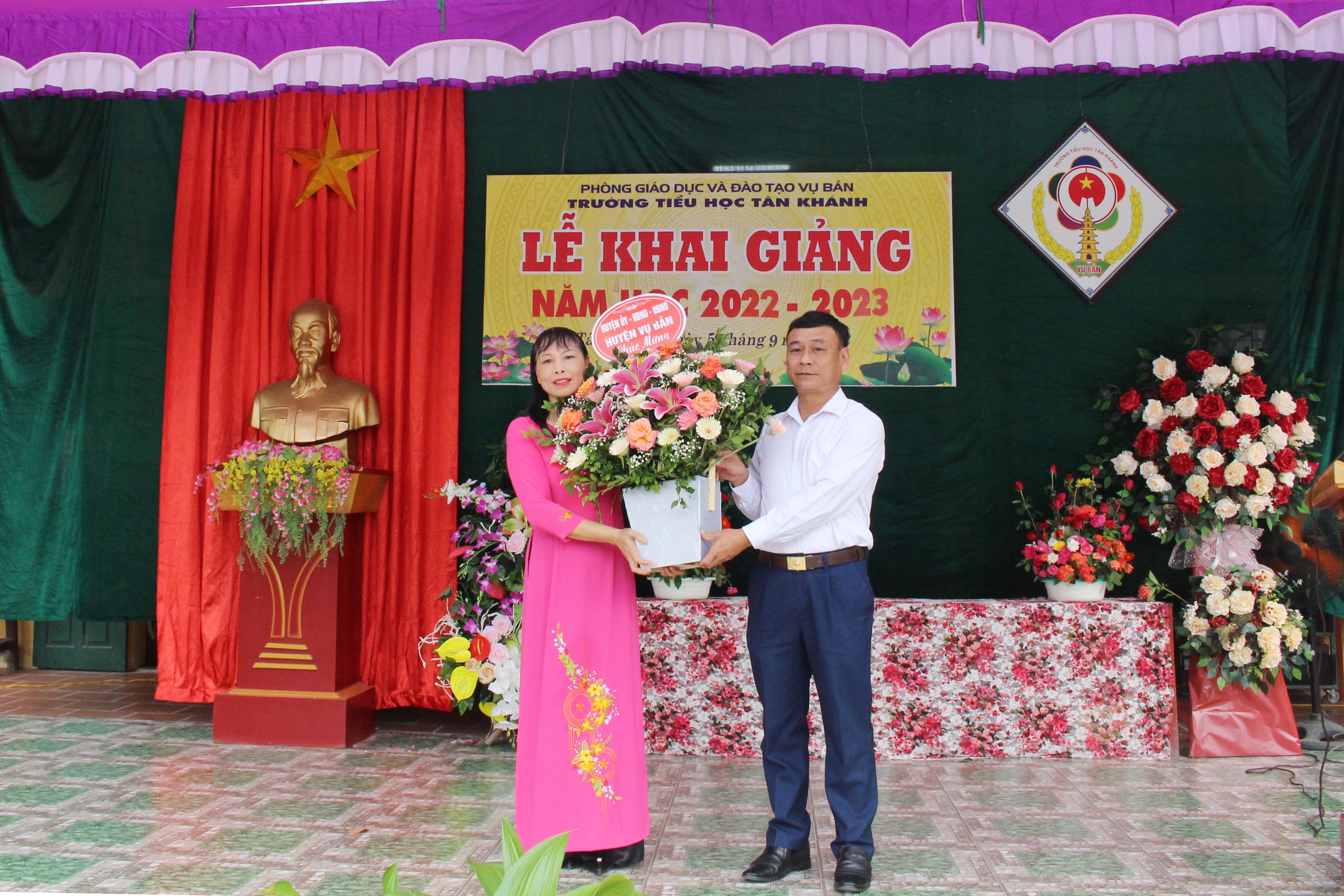 anh tin bai