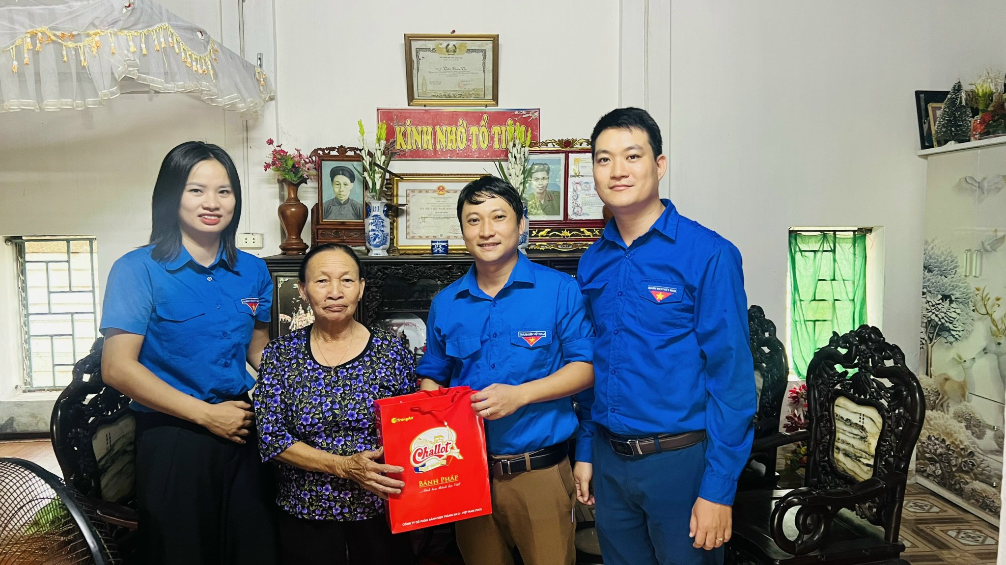 anh tin bai