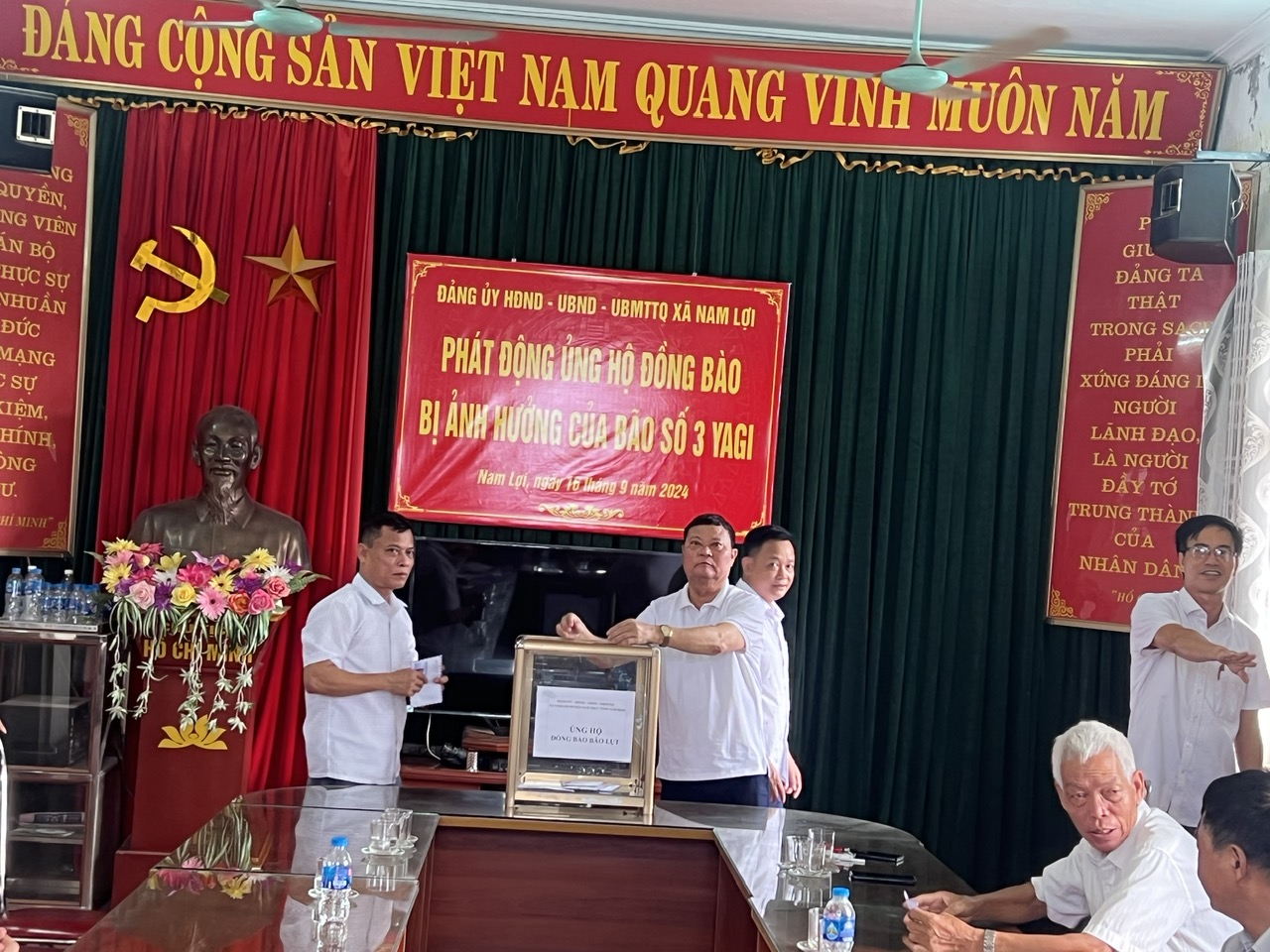 anh tin bai