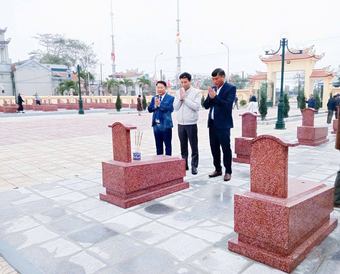 anh tin bai