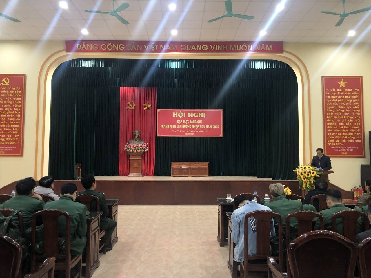 anh tin bai