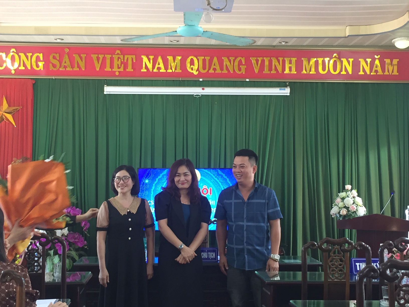 anh tin bai