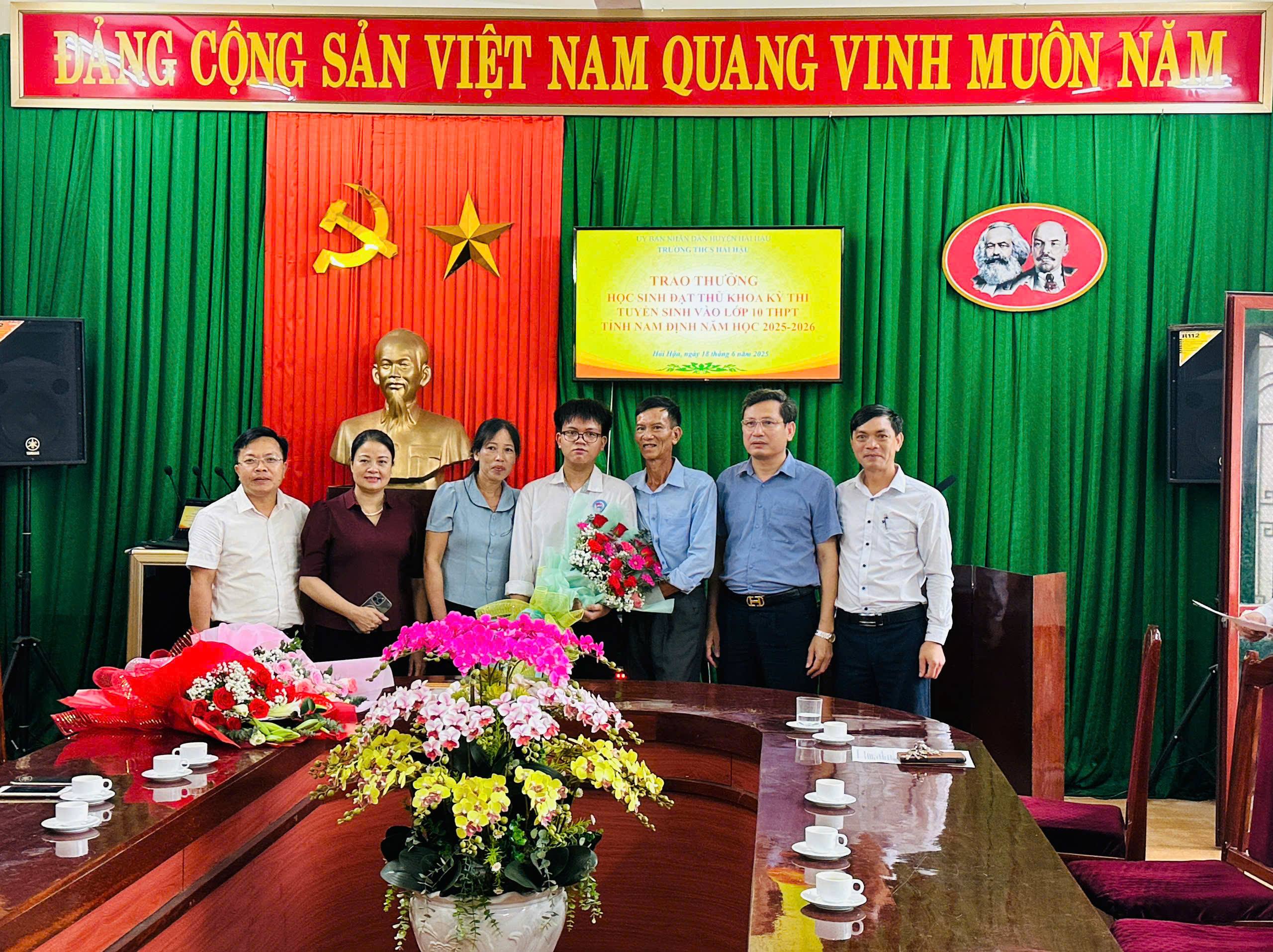anh tin bai