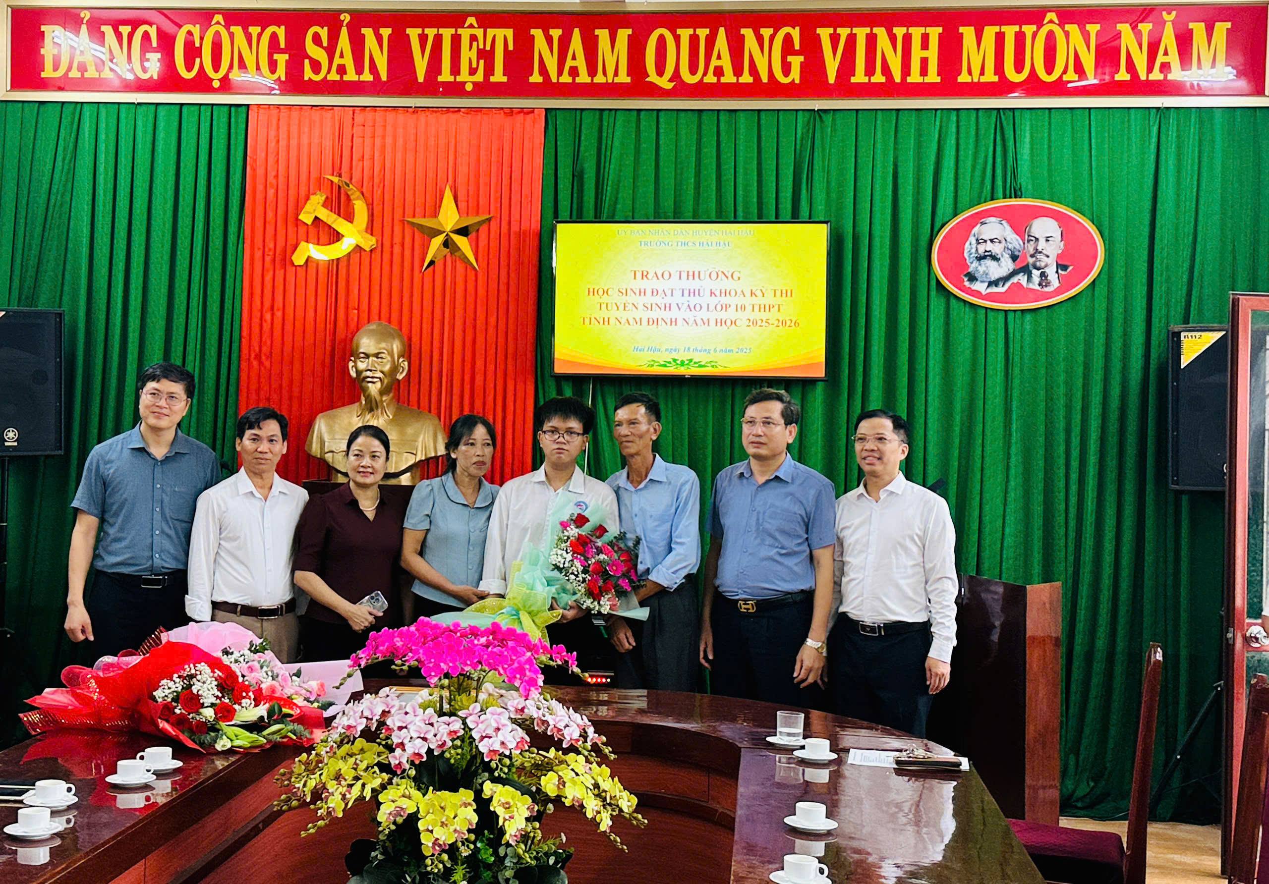 anh tin bai
