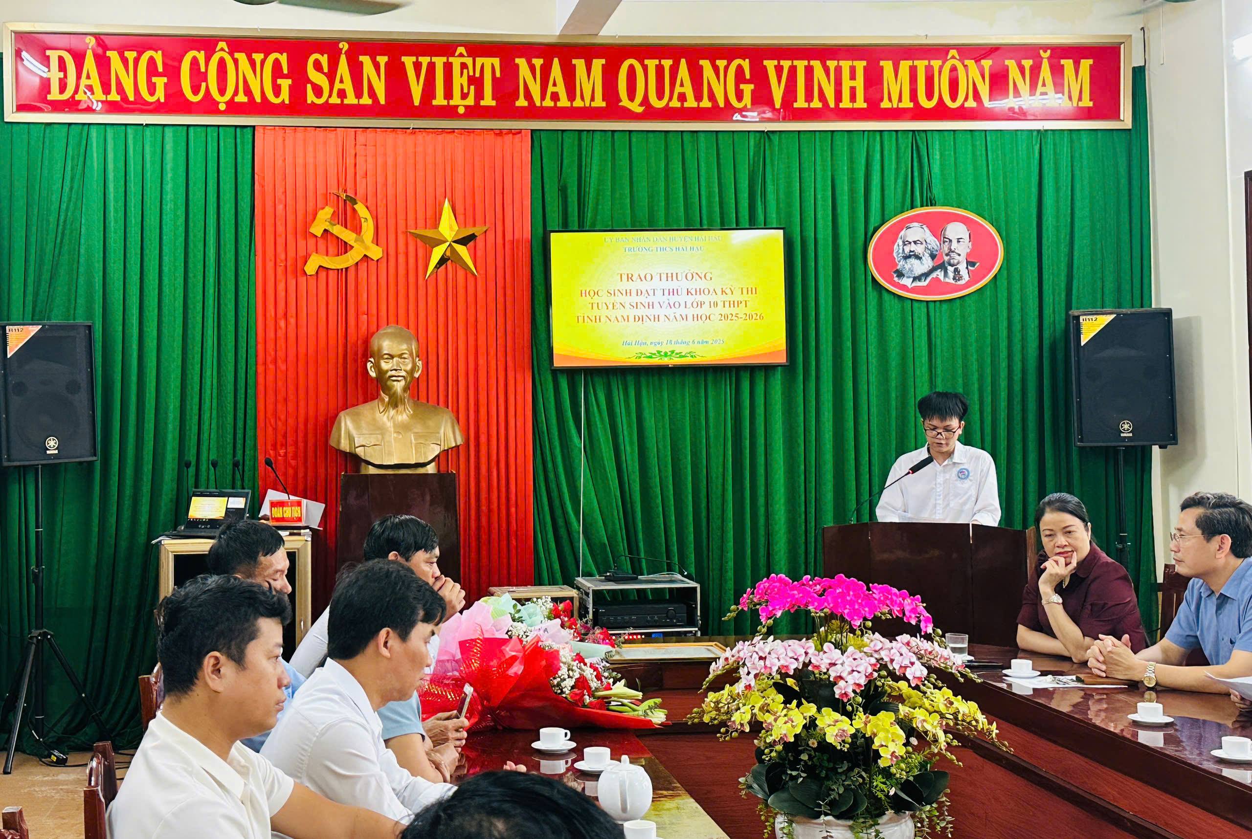 anh tin bai