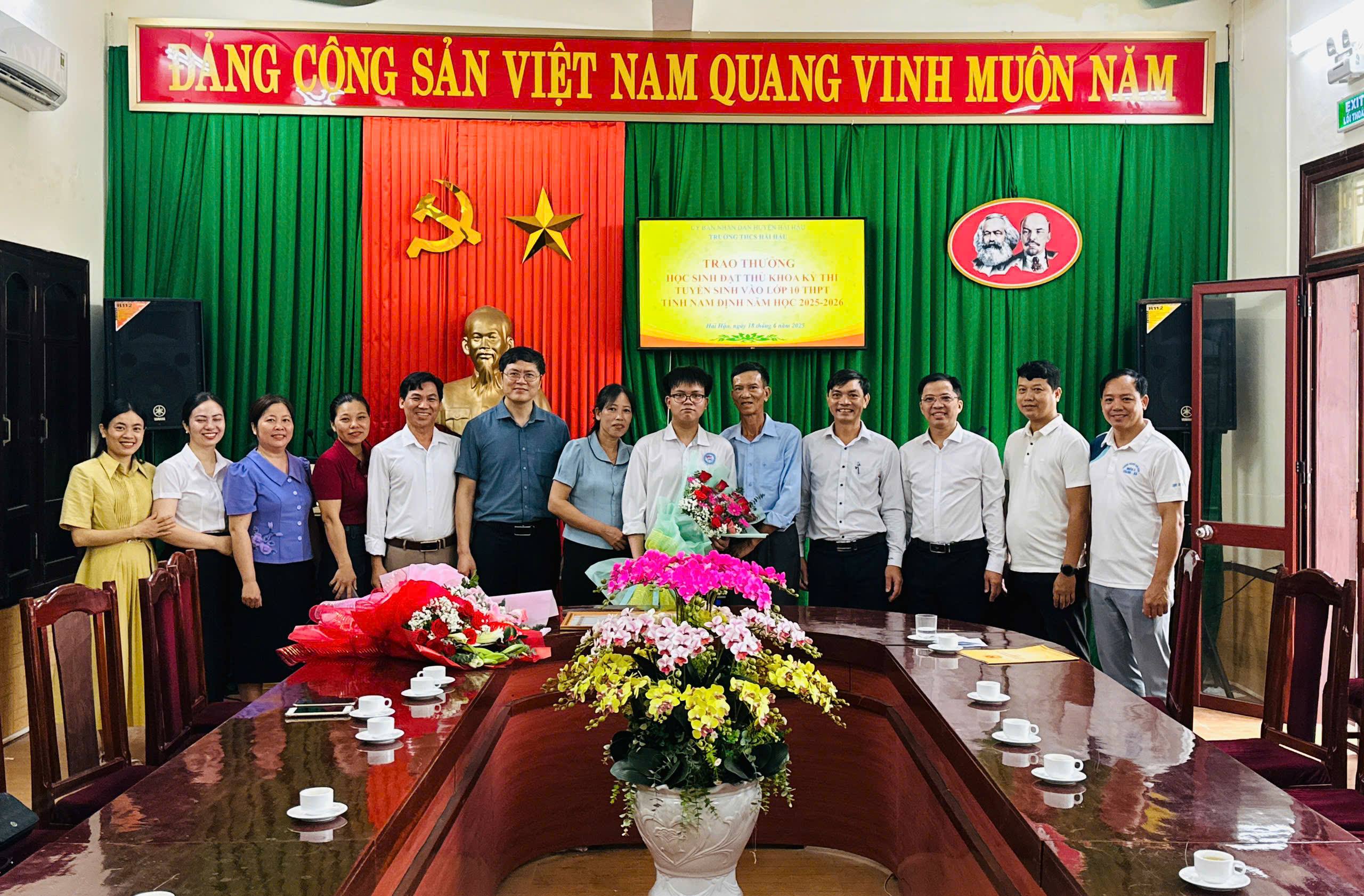 anh tin bai