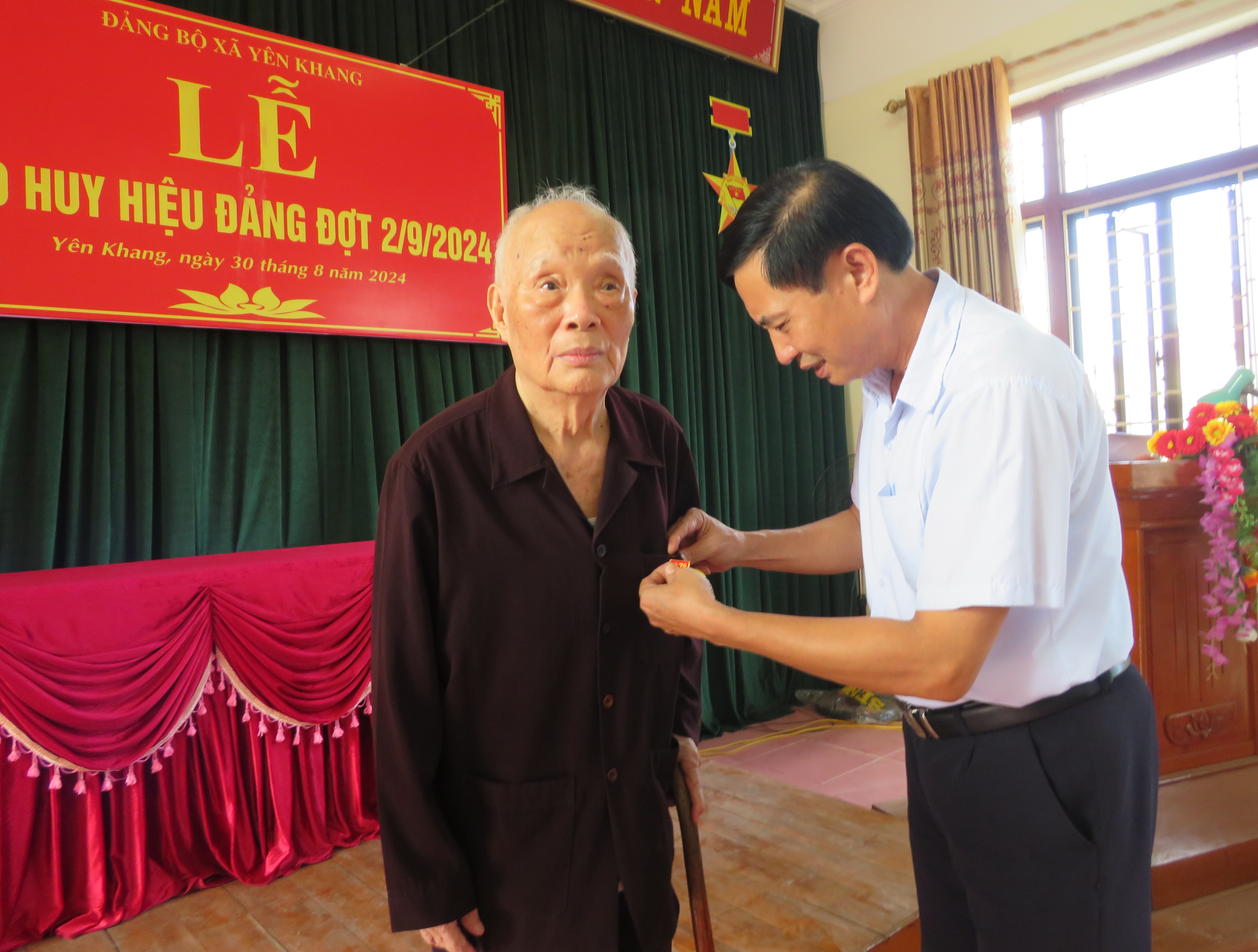 anh tin bai
