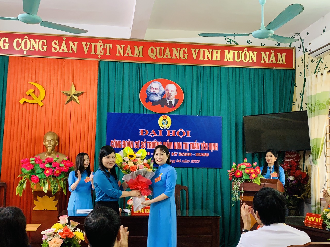 anh tin bai
