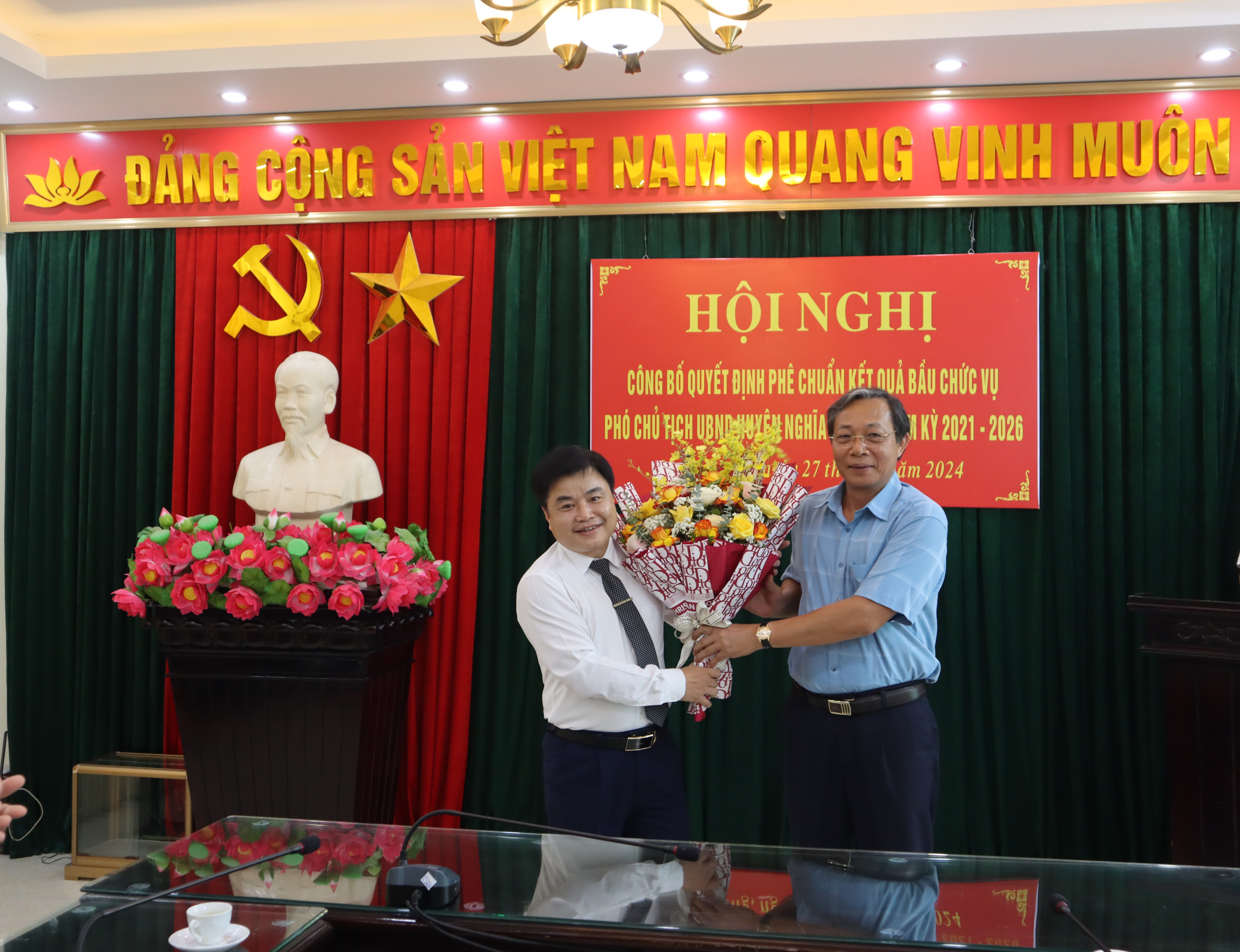anh tin bai