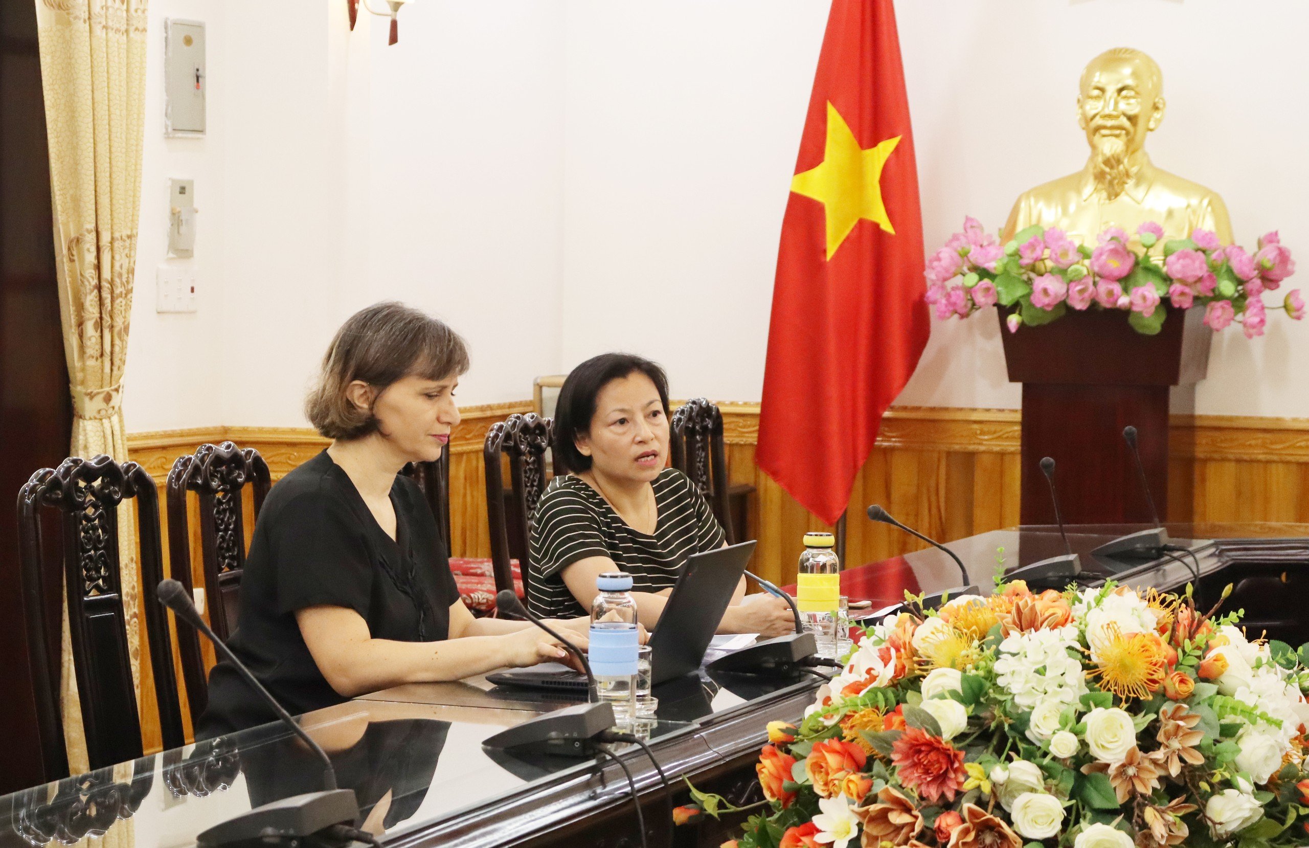 anh tin bai
