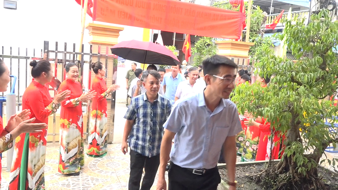 anh tin bai