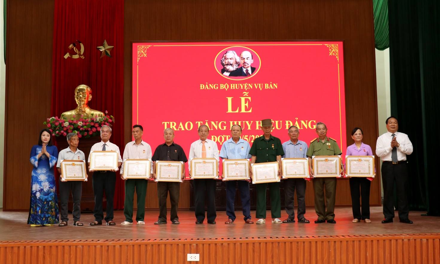 anh tin bai