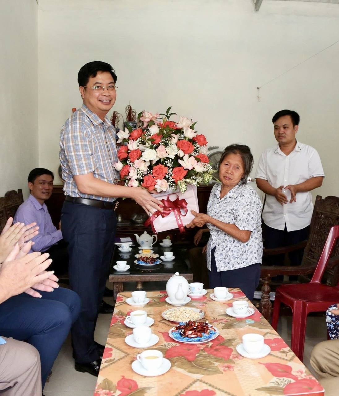 anh tin bai