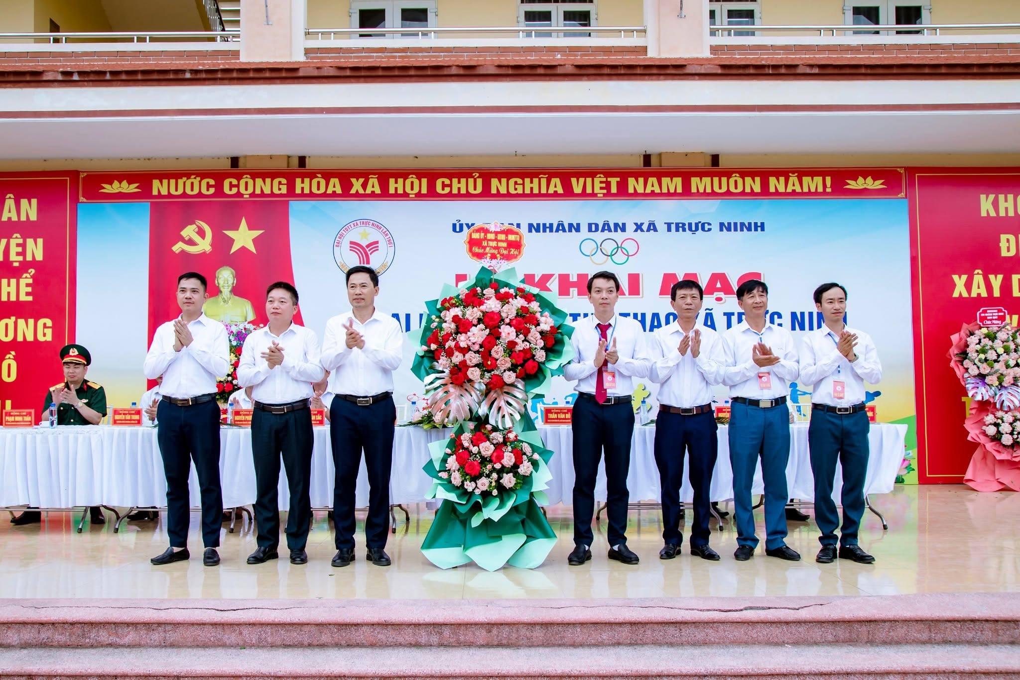 anh tin bai
