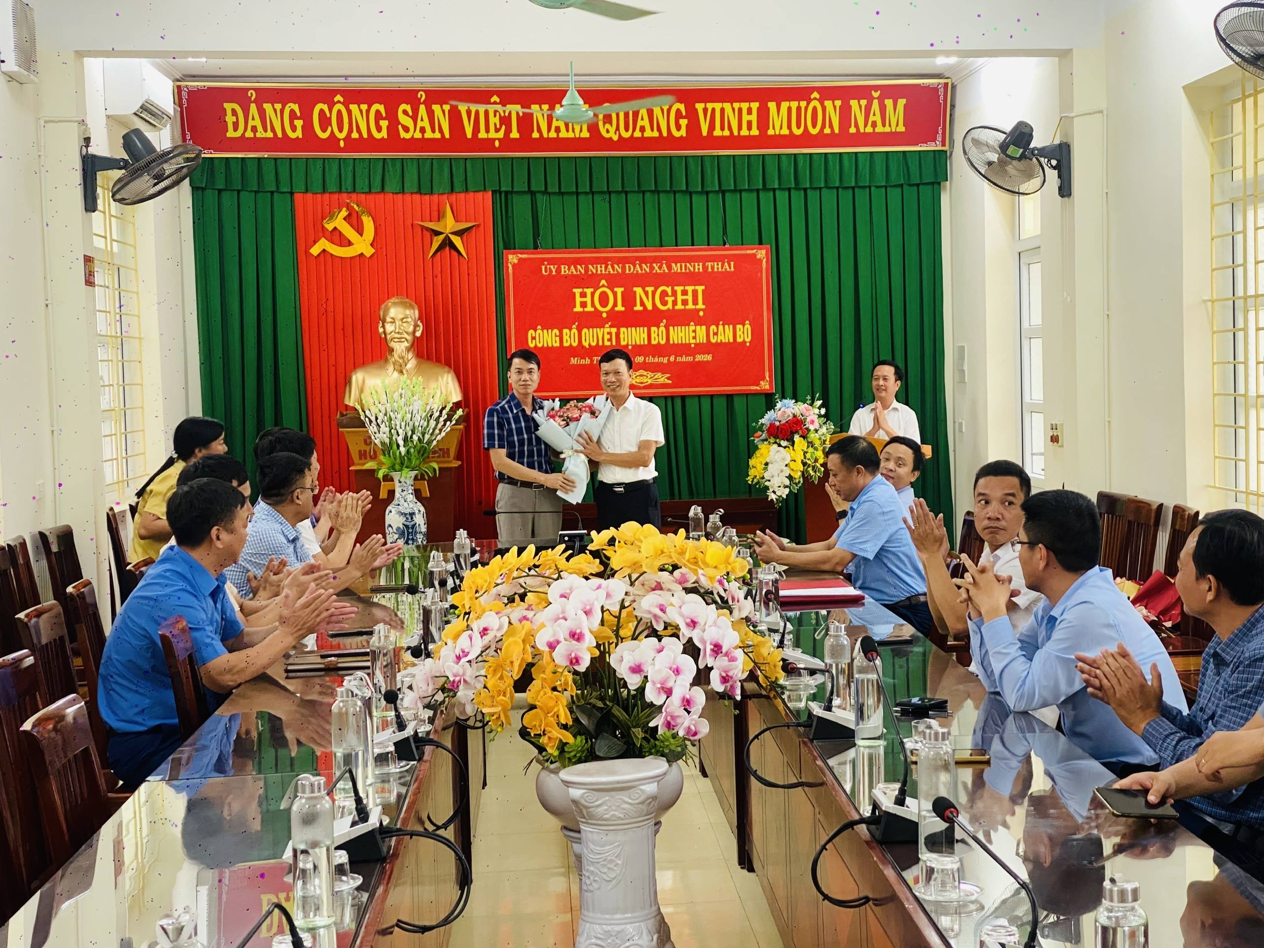 anh tin bai