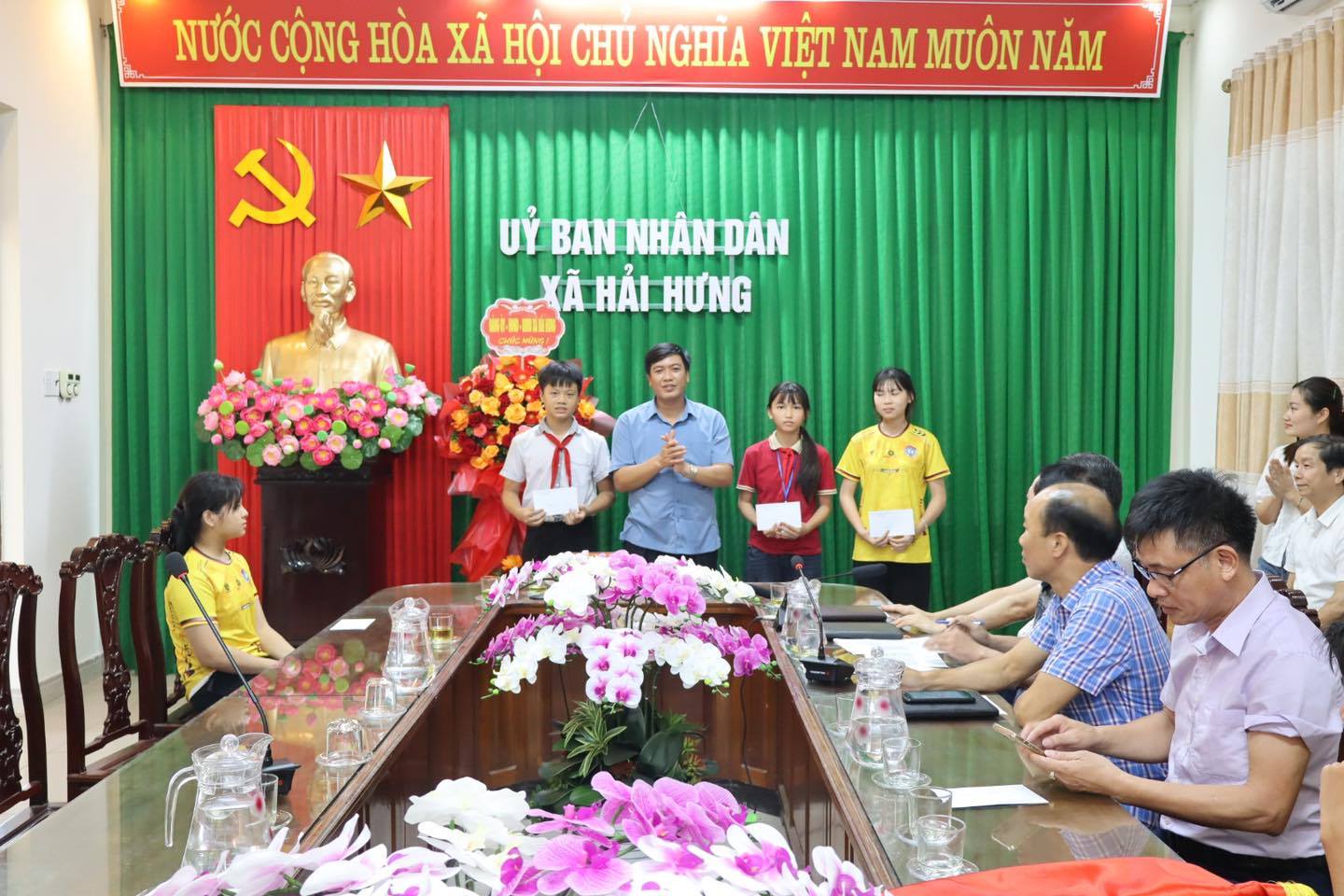 anh tin bai