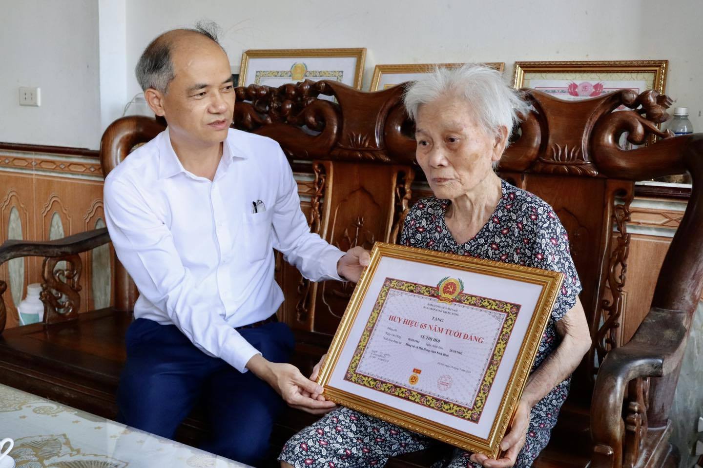 anh tin bai