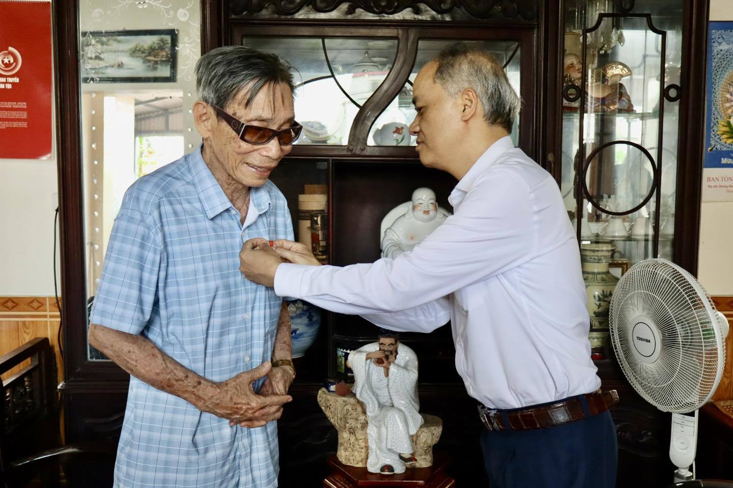 anh tin bai