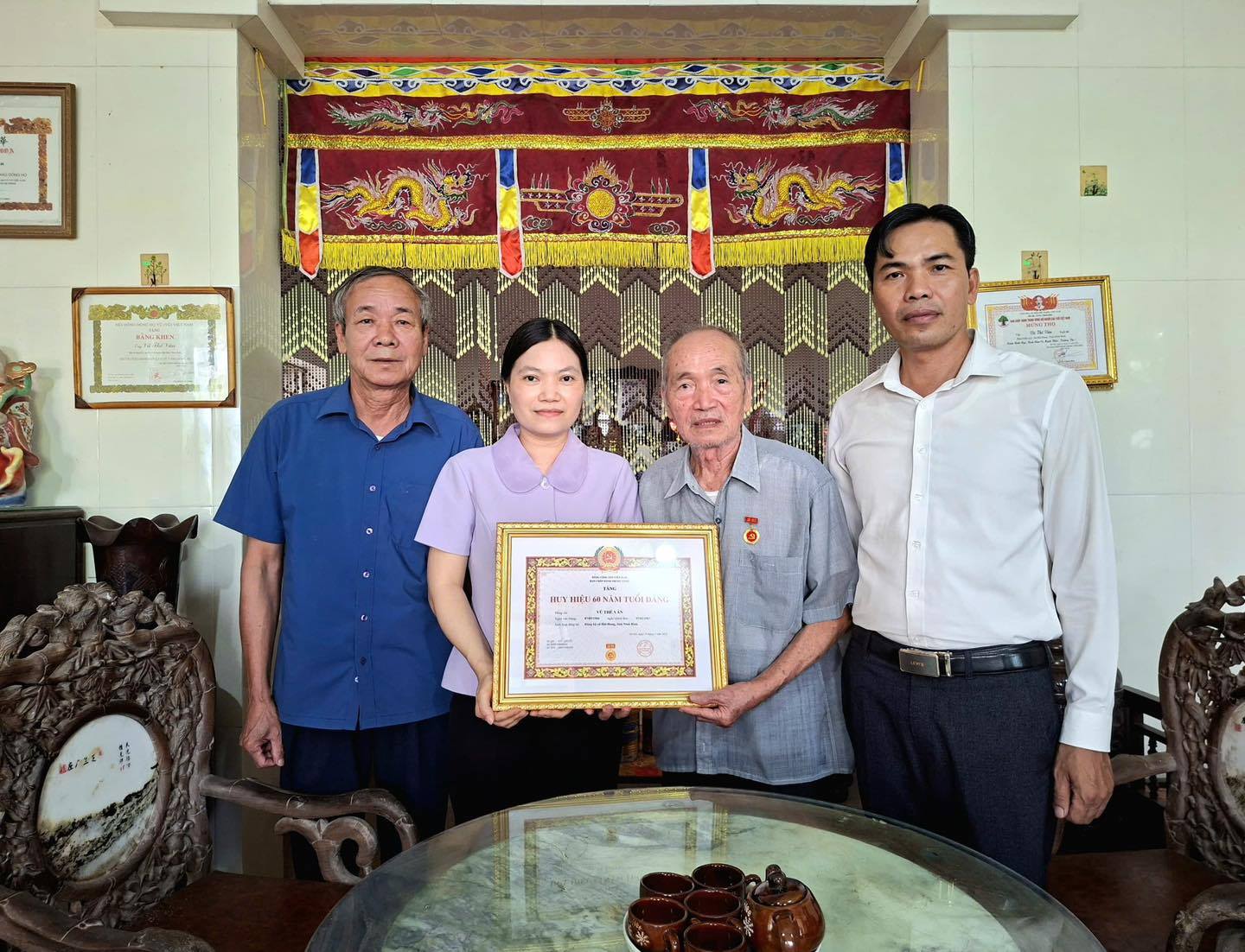 anh tin bai