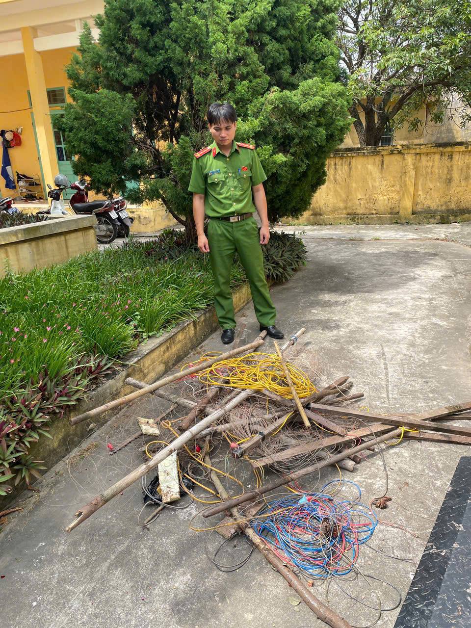 anh tin bai
