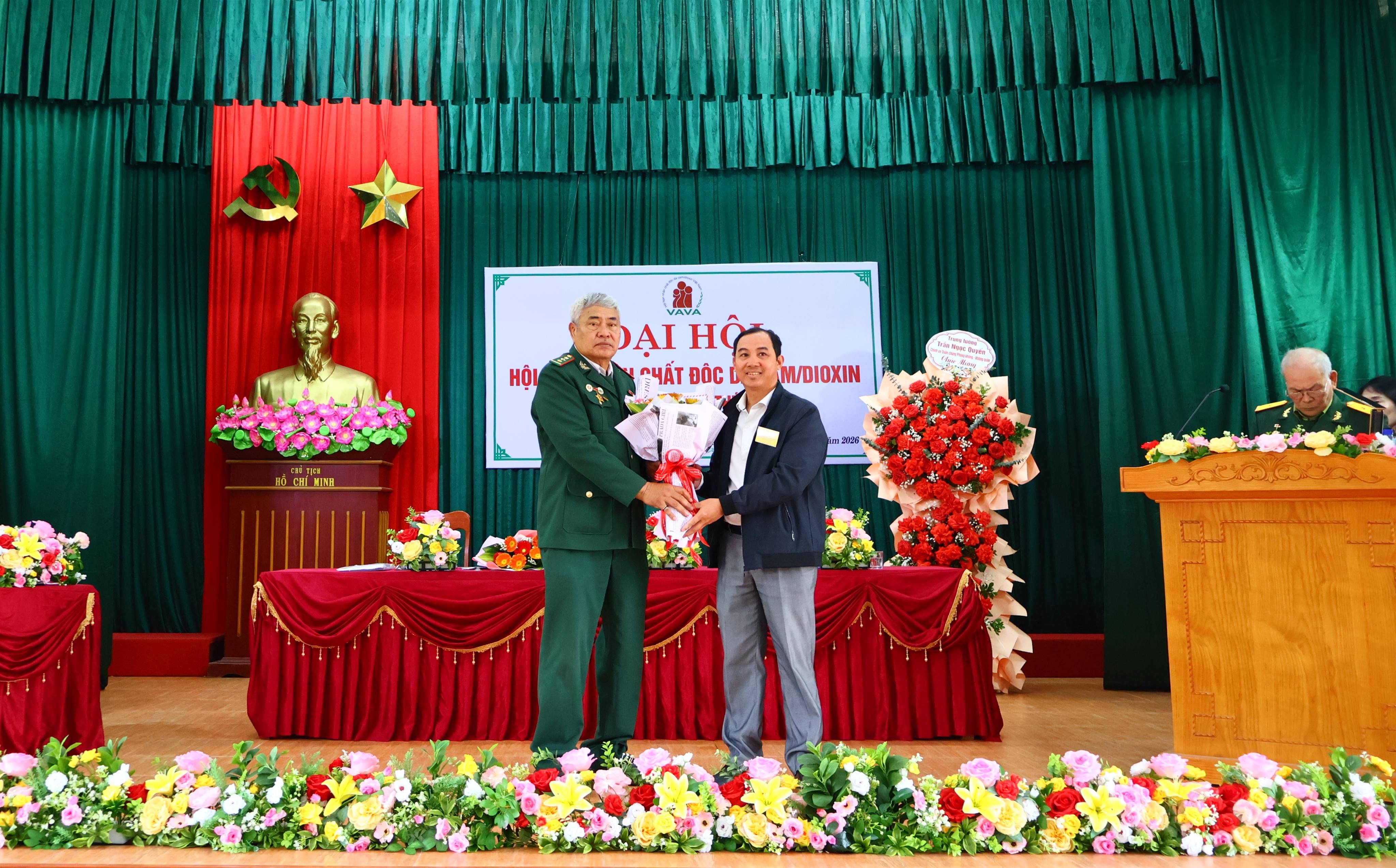 anh tin bai