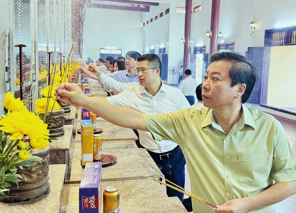 anh tin bai