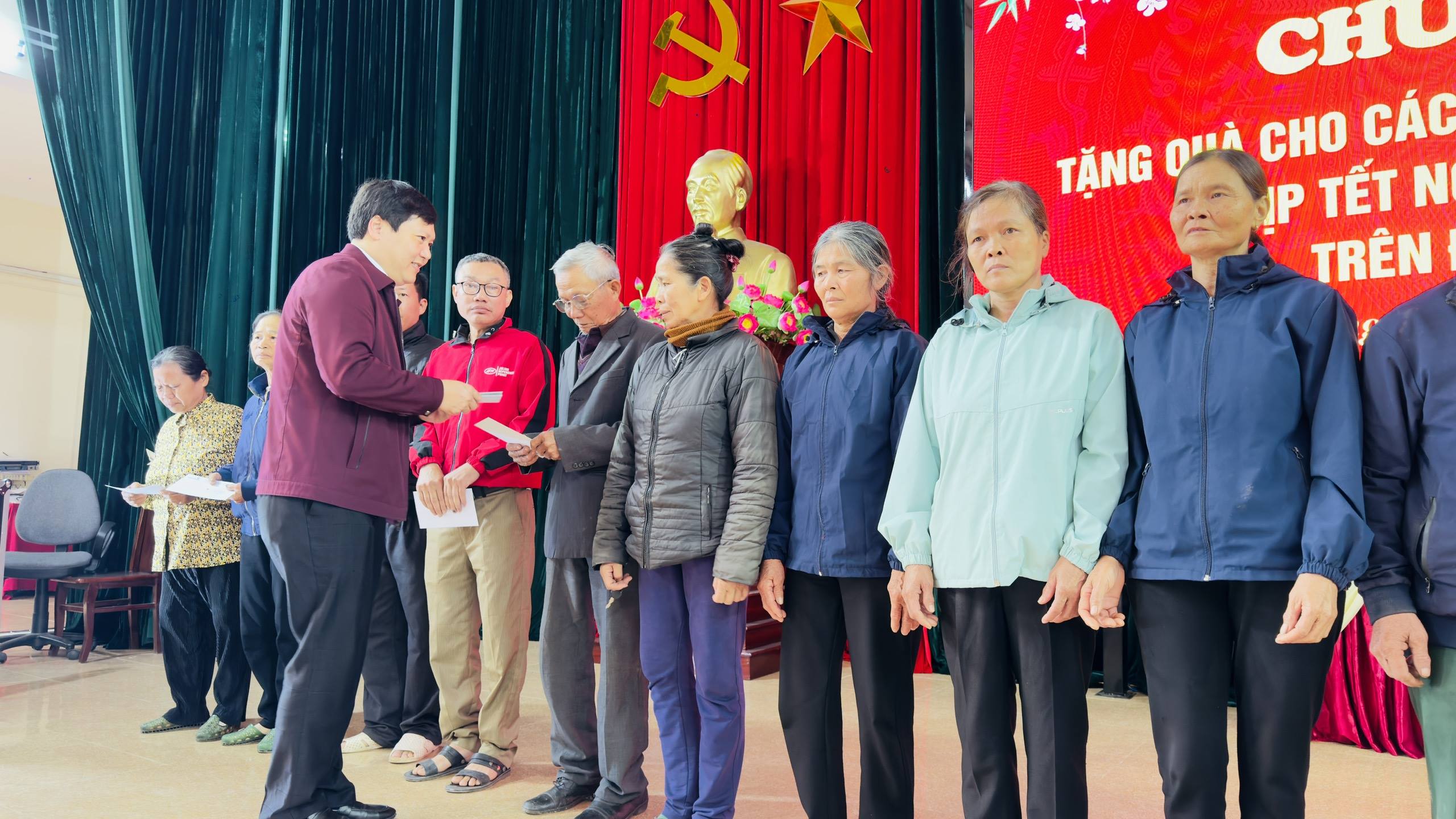 anh tin bai
