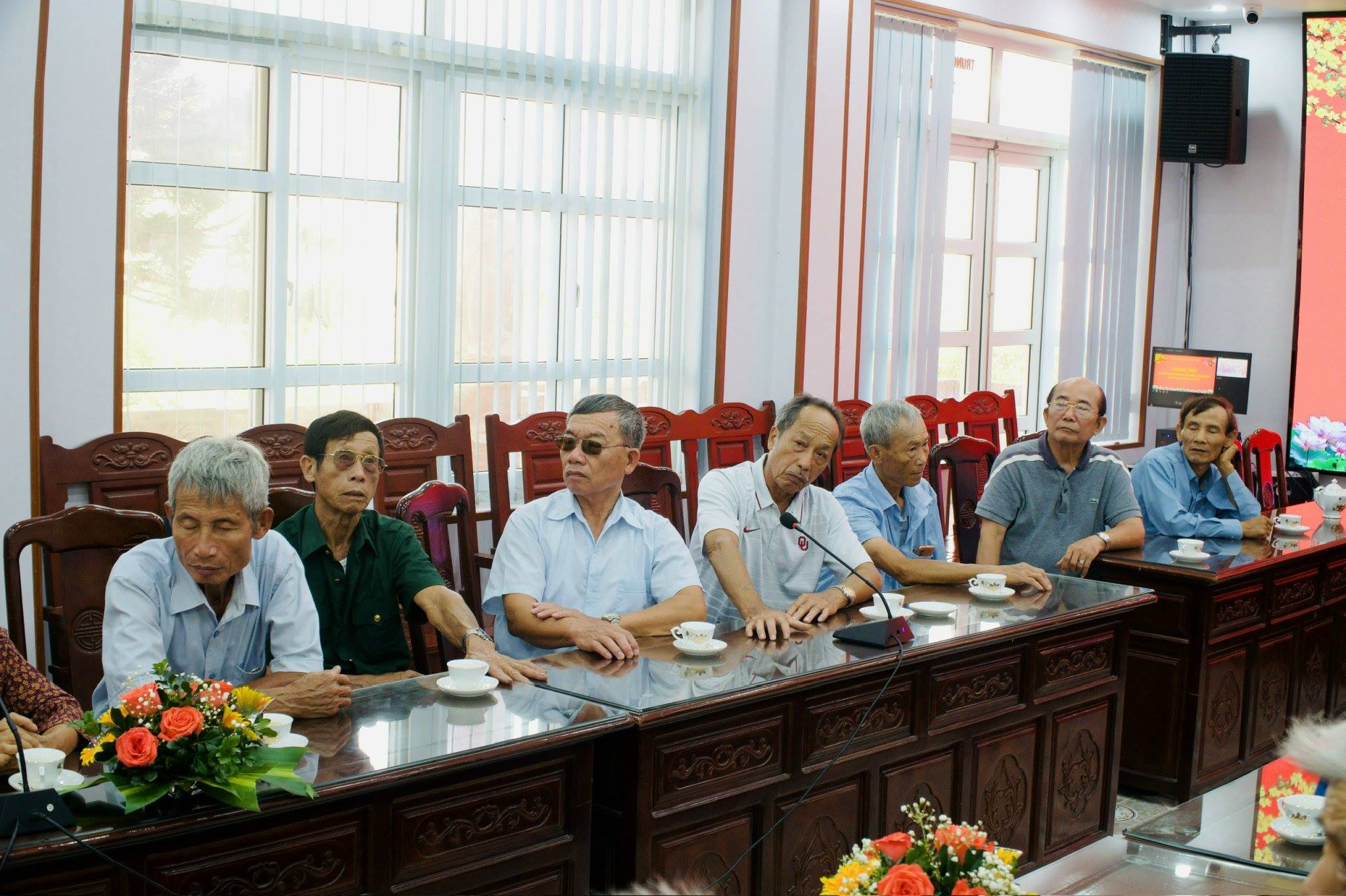 anh tin bai