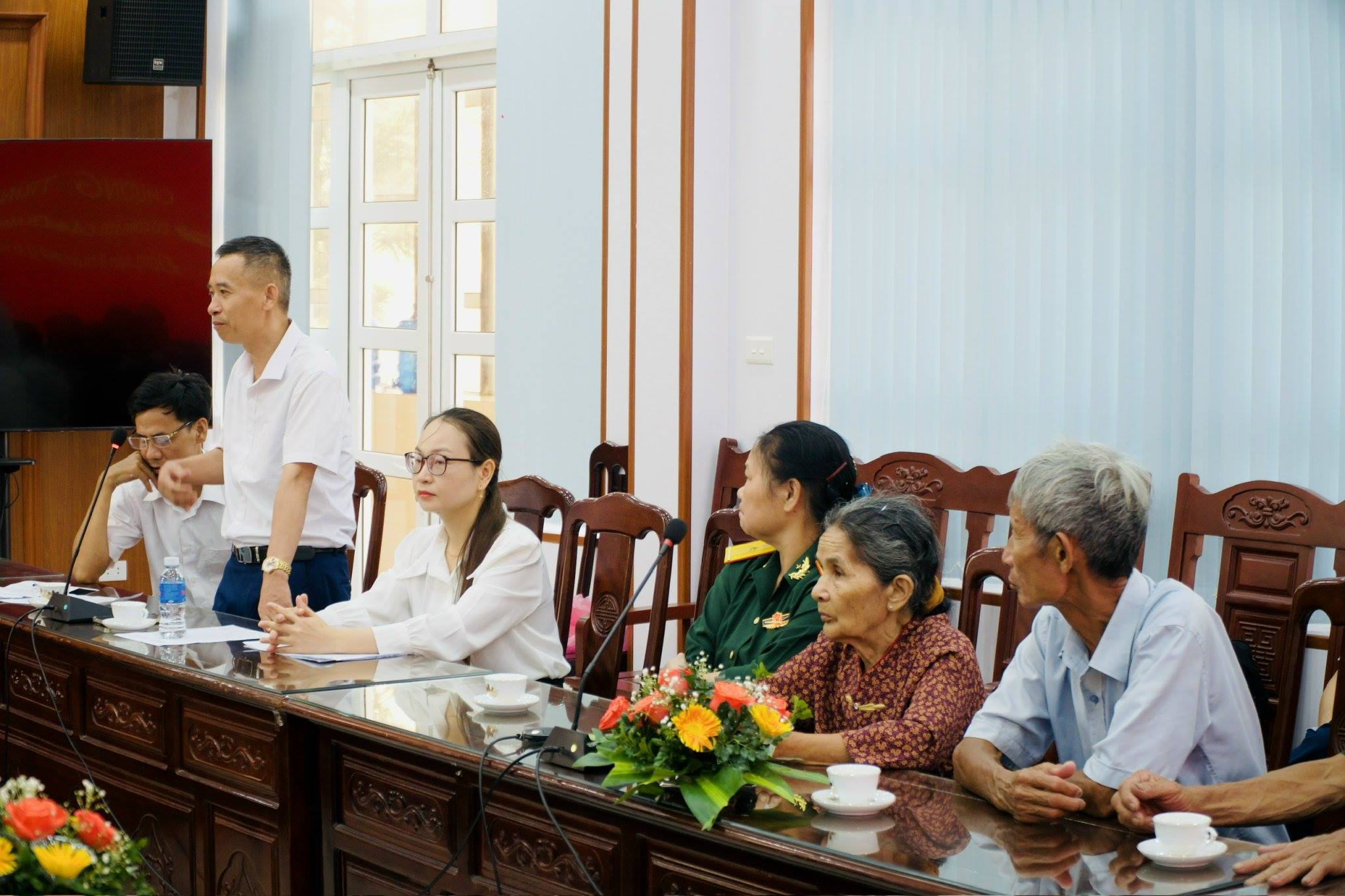 anh tin bai
