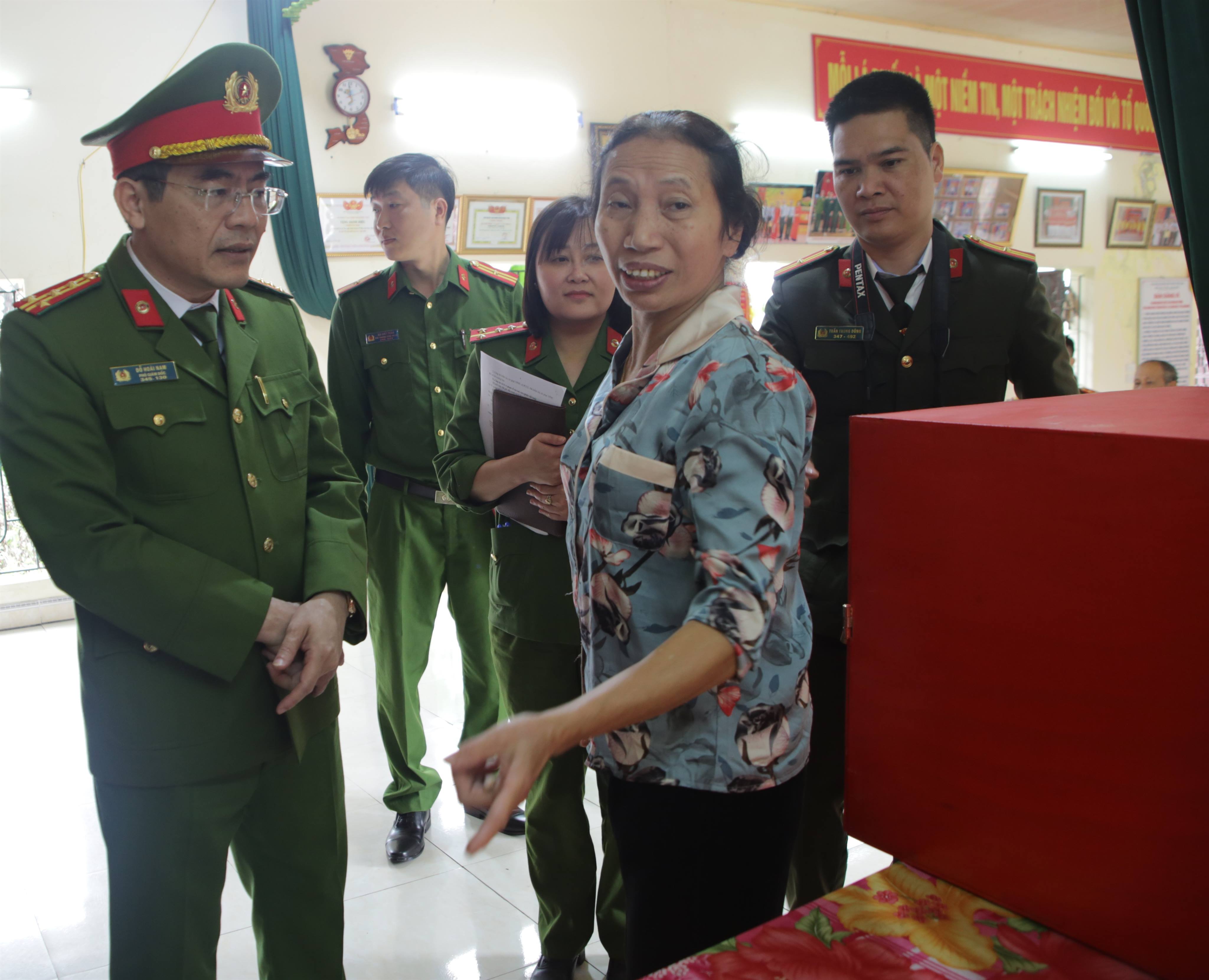 anh tin bai