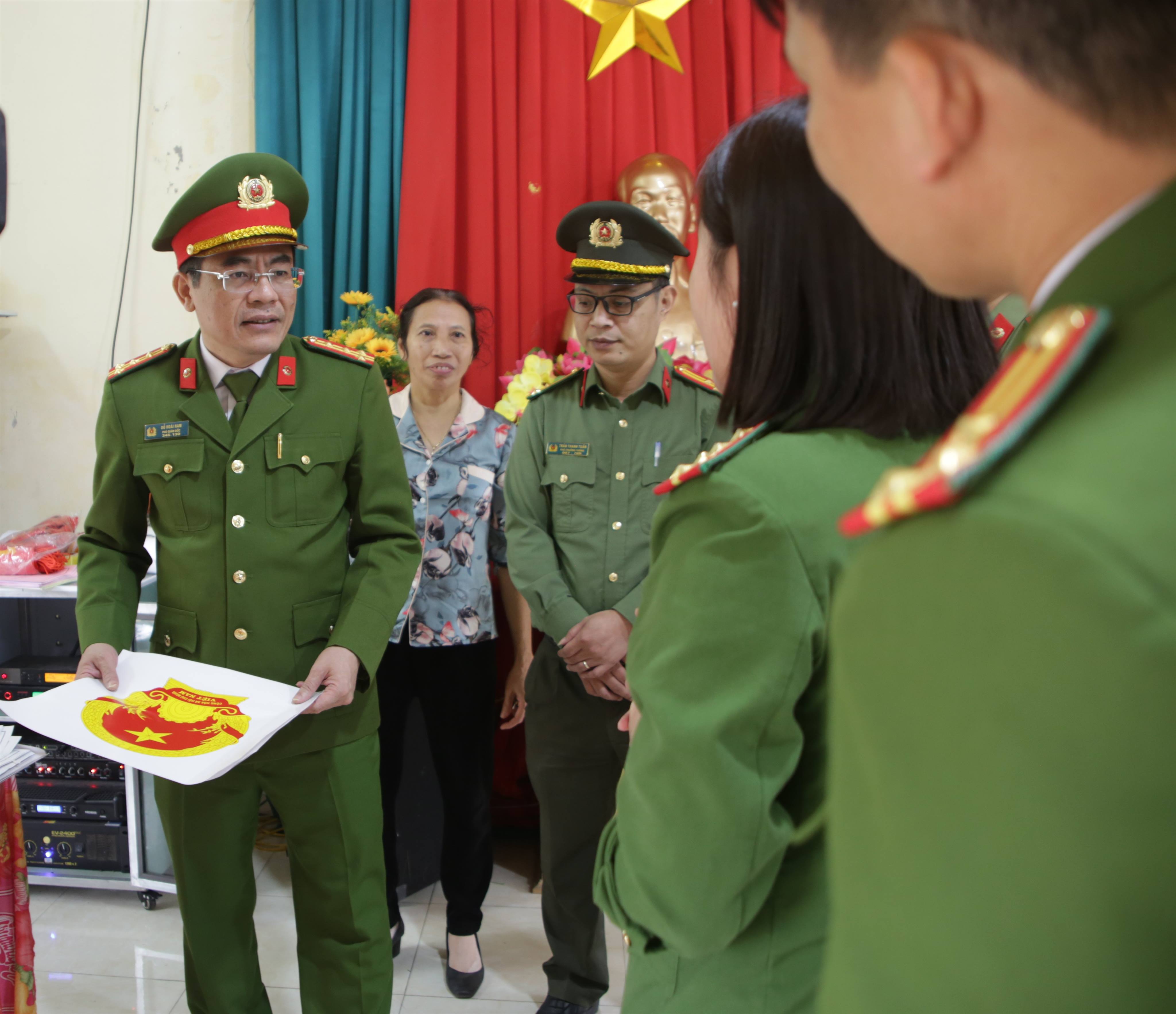 anh tin bai