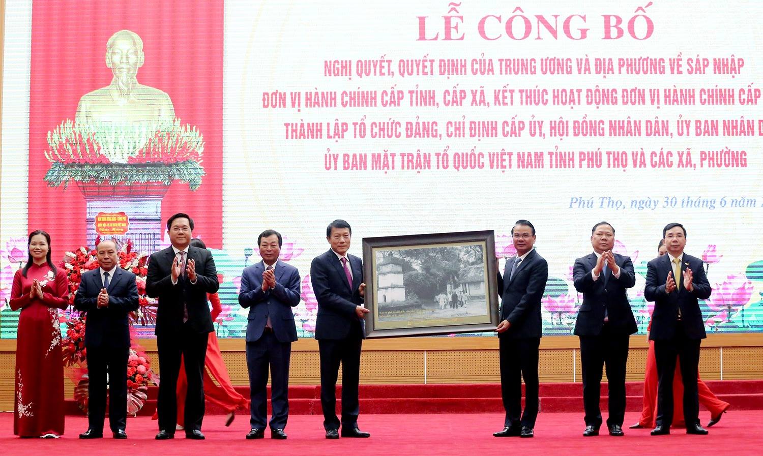 anh tin bai