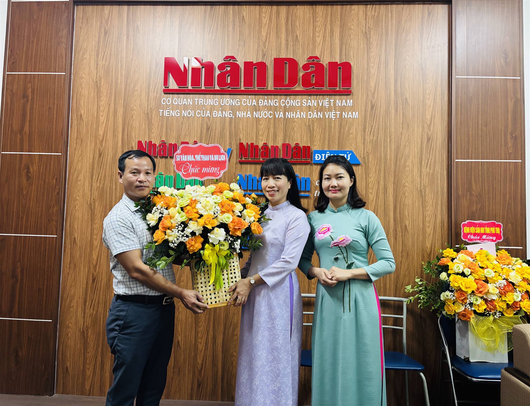 anh tin bai