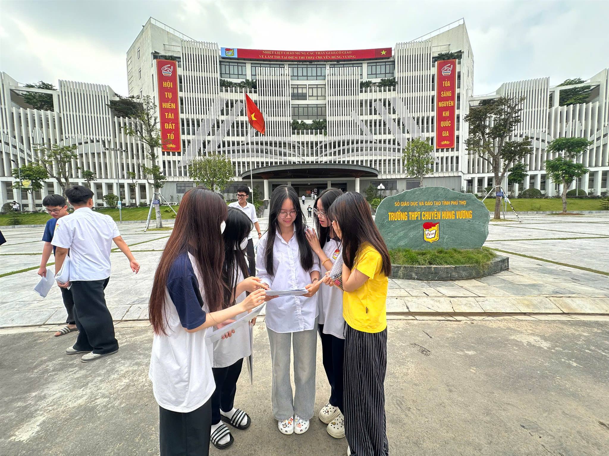 anh tin bai