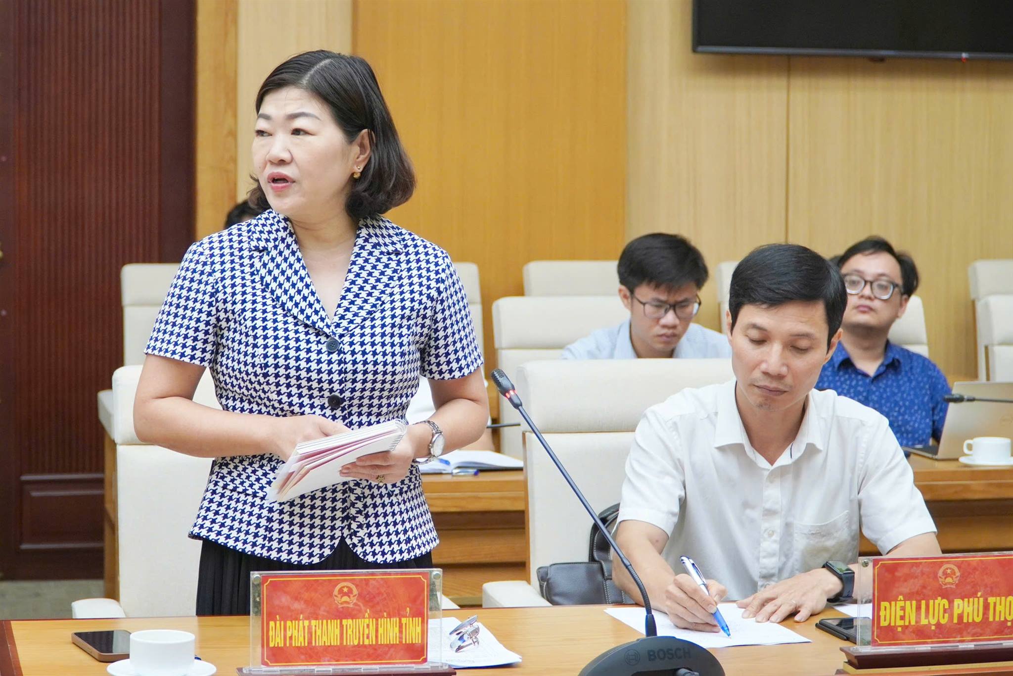 anh tin bai
