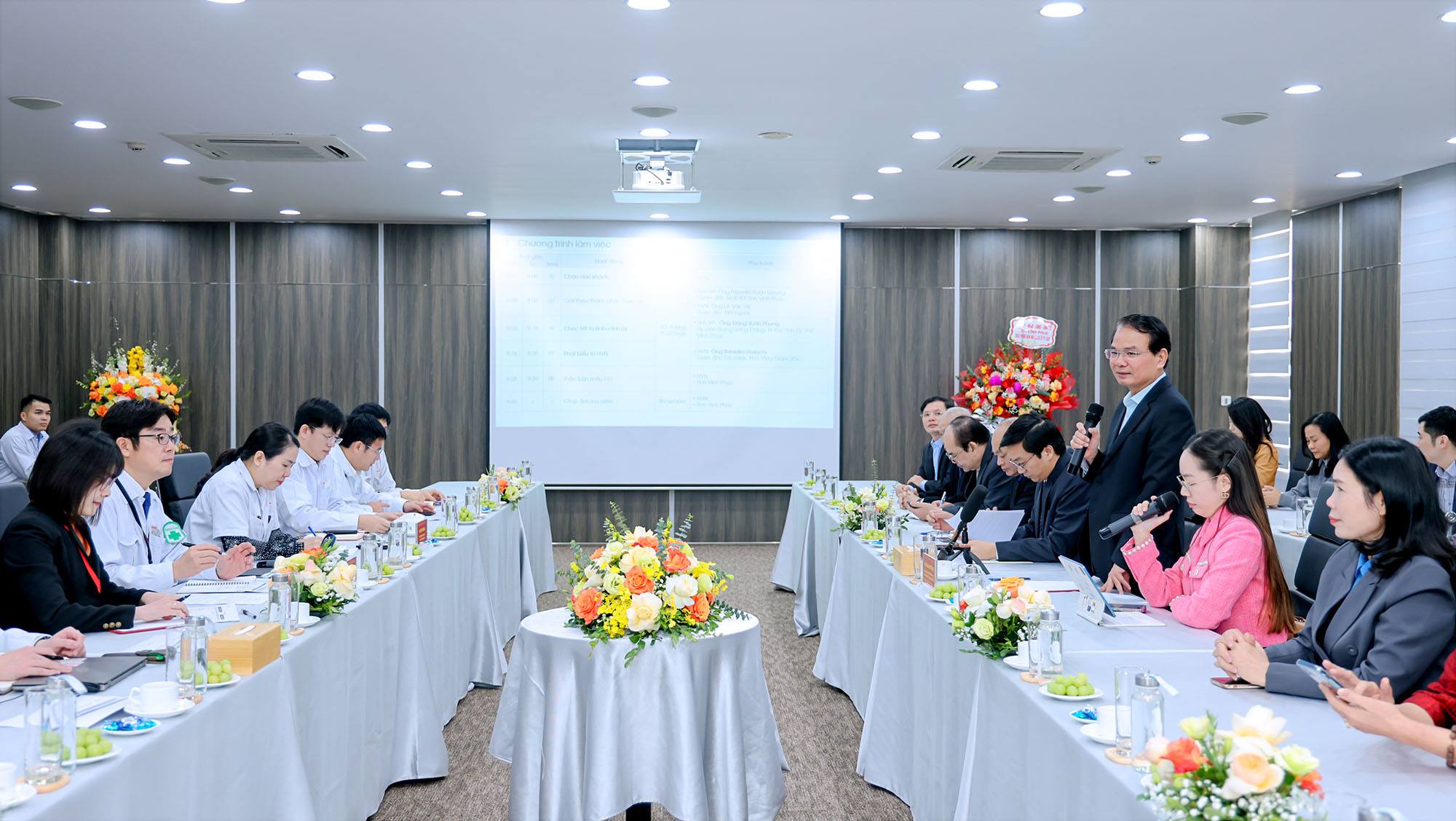 Bứt phá thành trung tâm công nghiệp công nghệ cao, logistics và du lịch của vùng